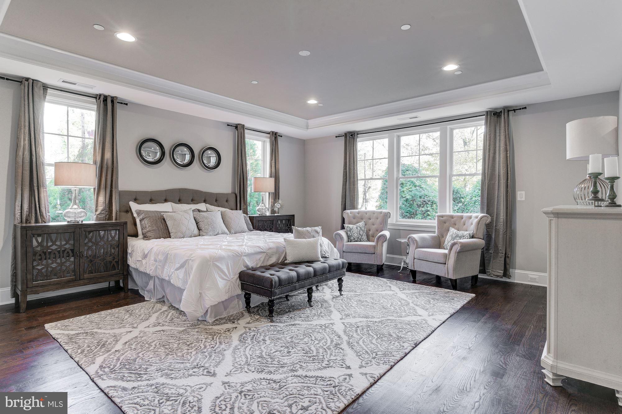 KENWOOD PARK - Residential