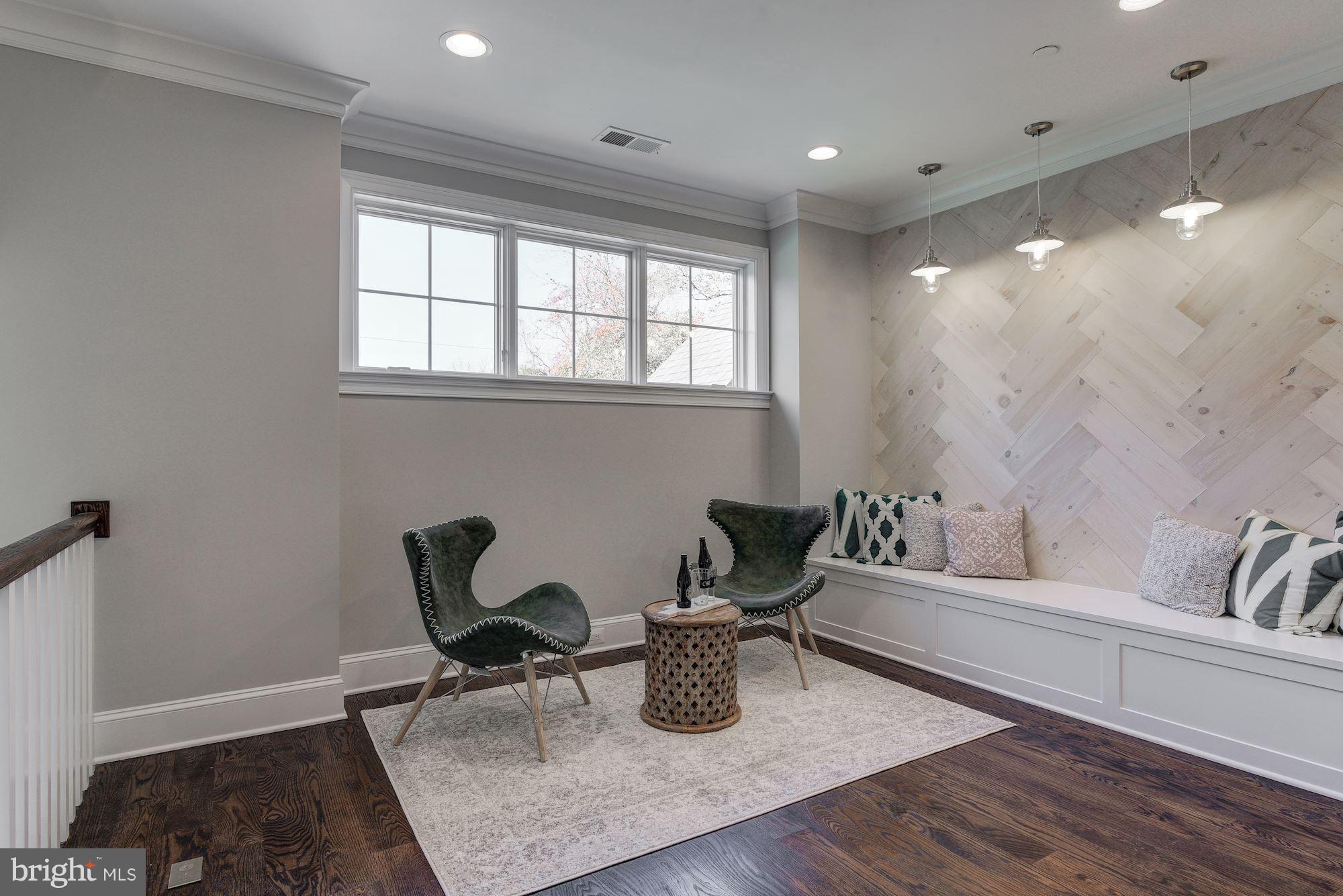 KENWOOD PARK - Residential