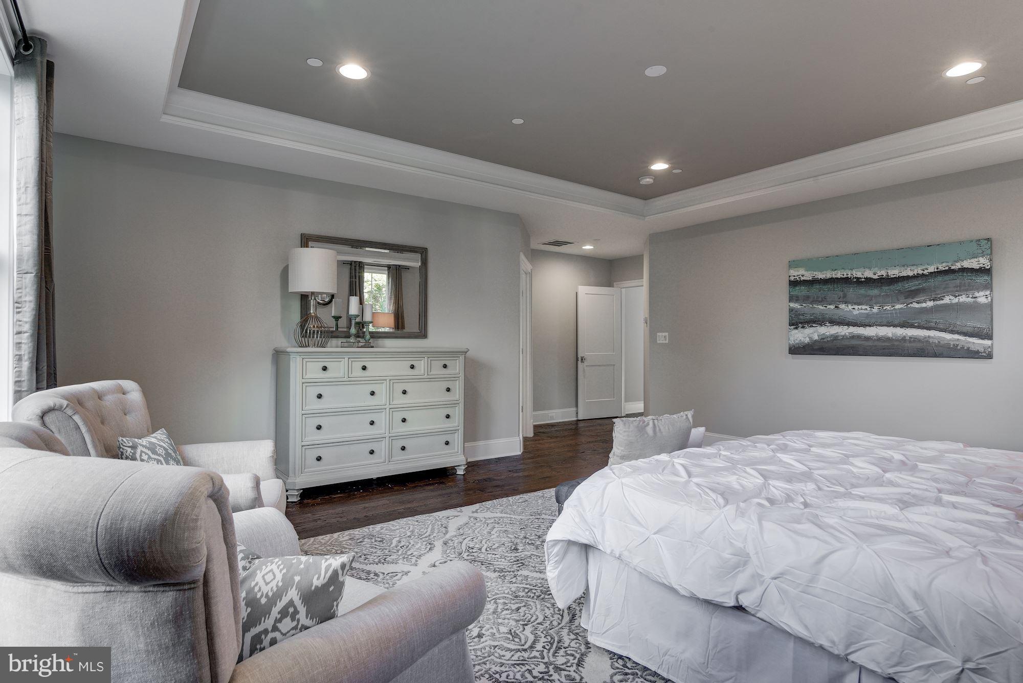 KENWOOD PARK - Residential