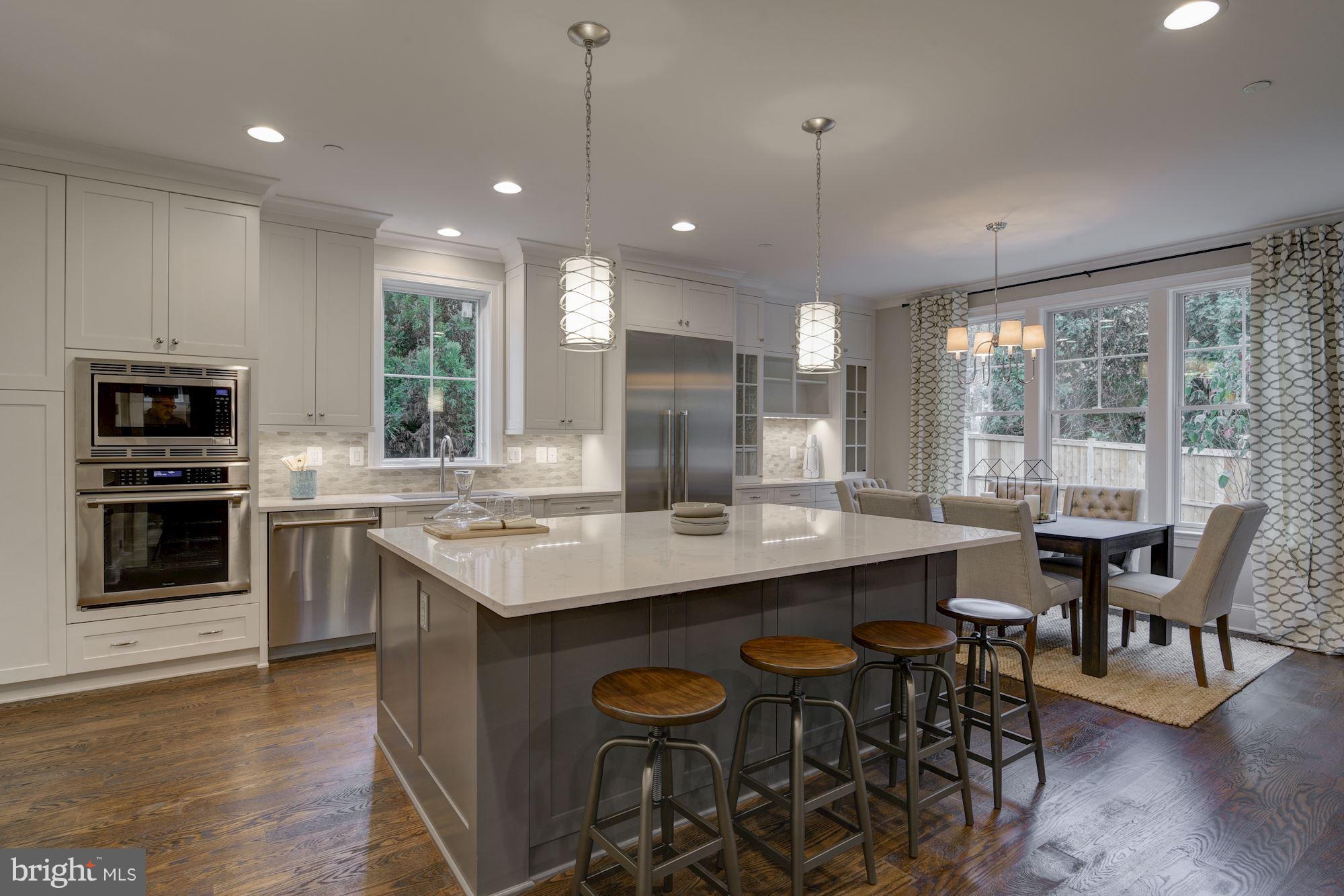 KENWOOD PARK - Residential