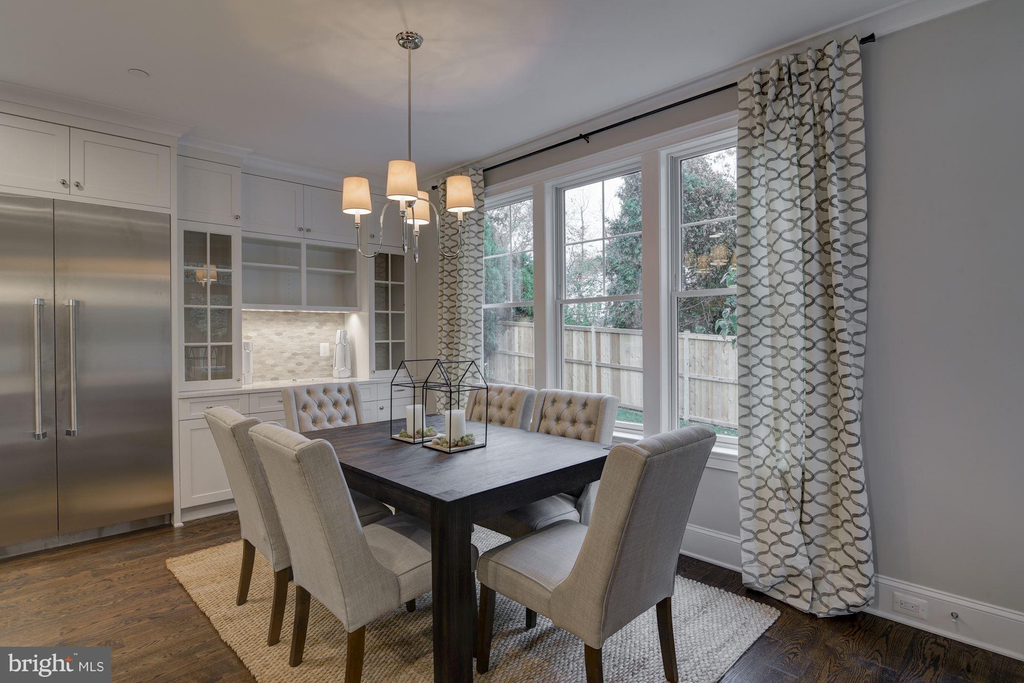 KENWOOD PARK - Residential