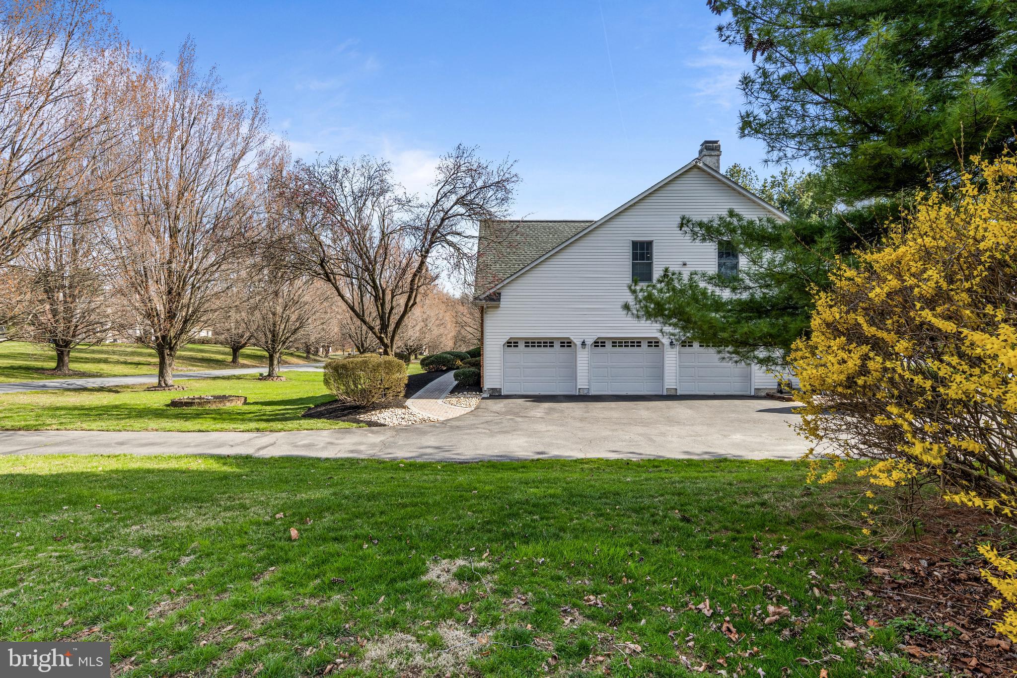 DEER CREEK CROSSING - Residential