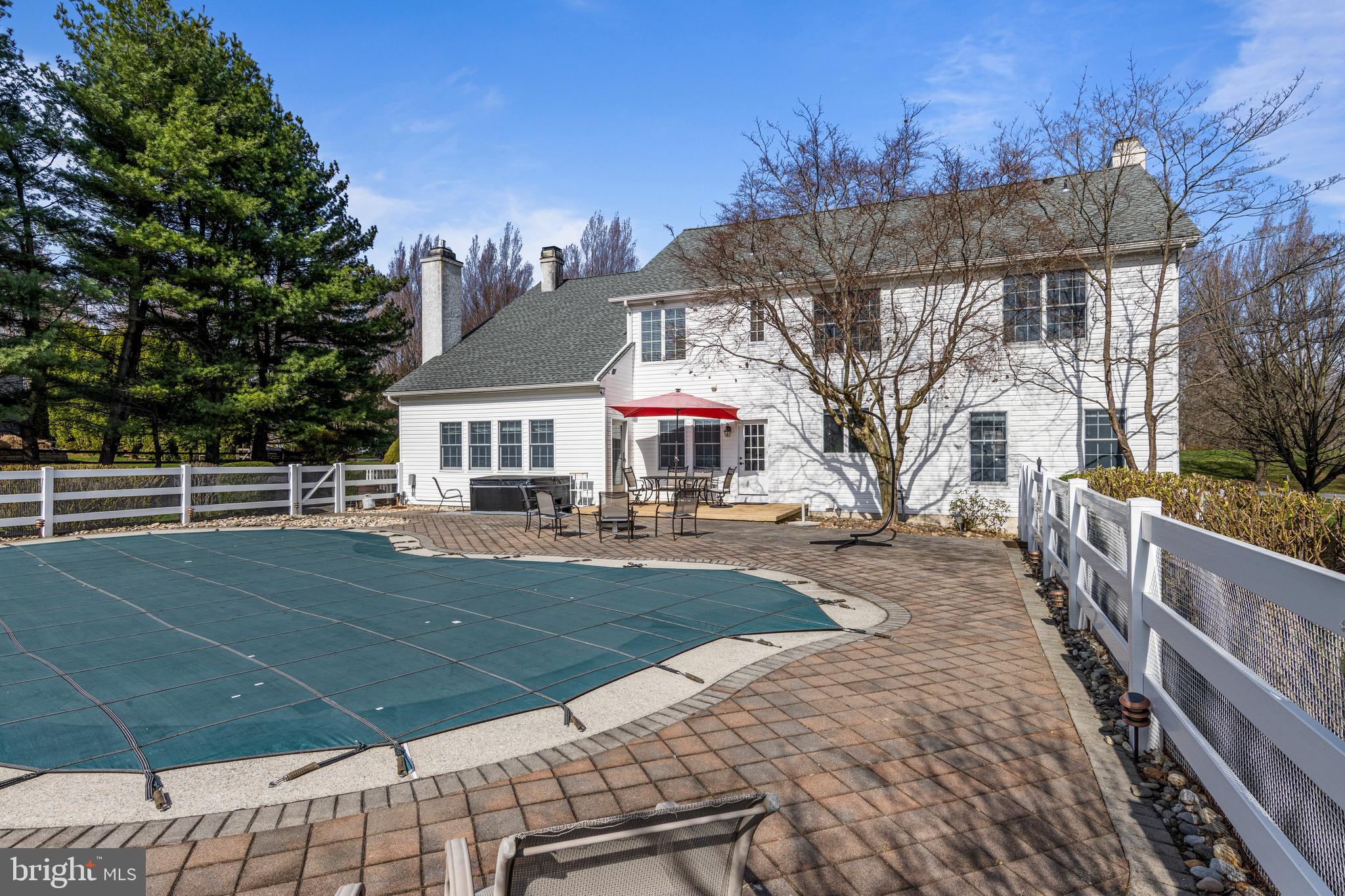 DEER CREEK CROSSING - Residential