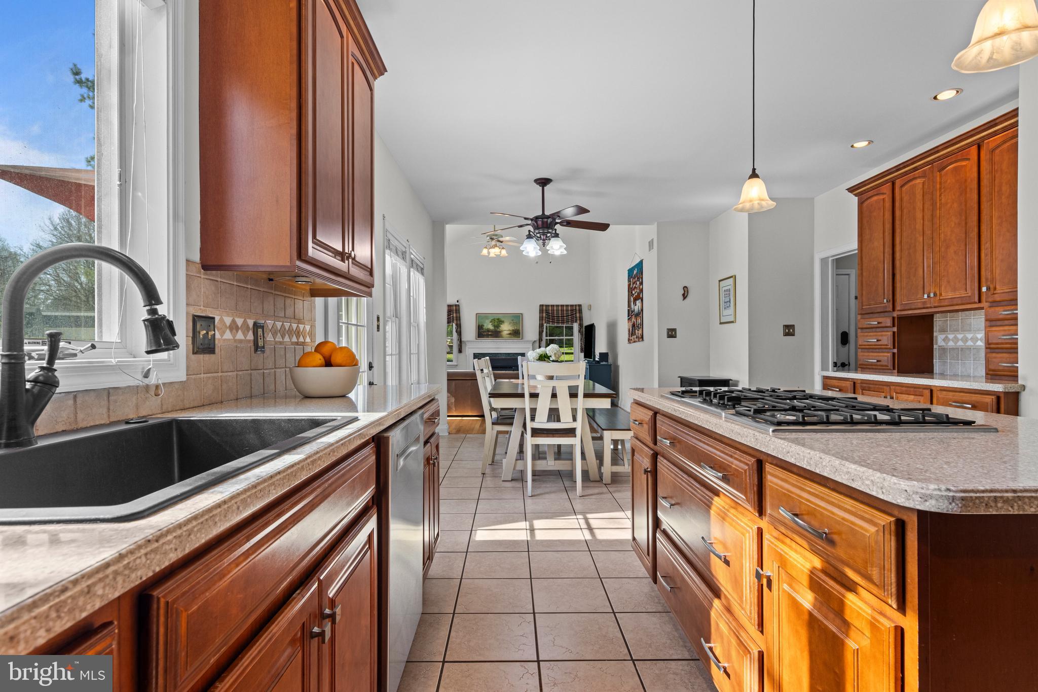 DEER CREEK CROSSING - Residential