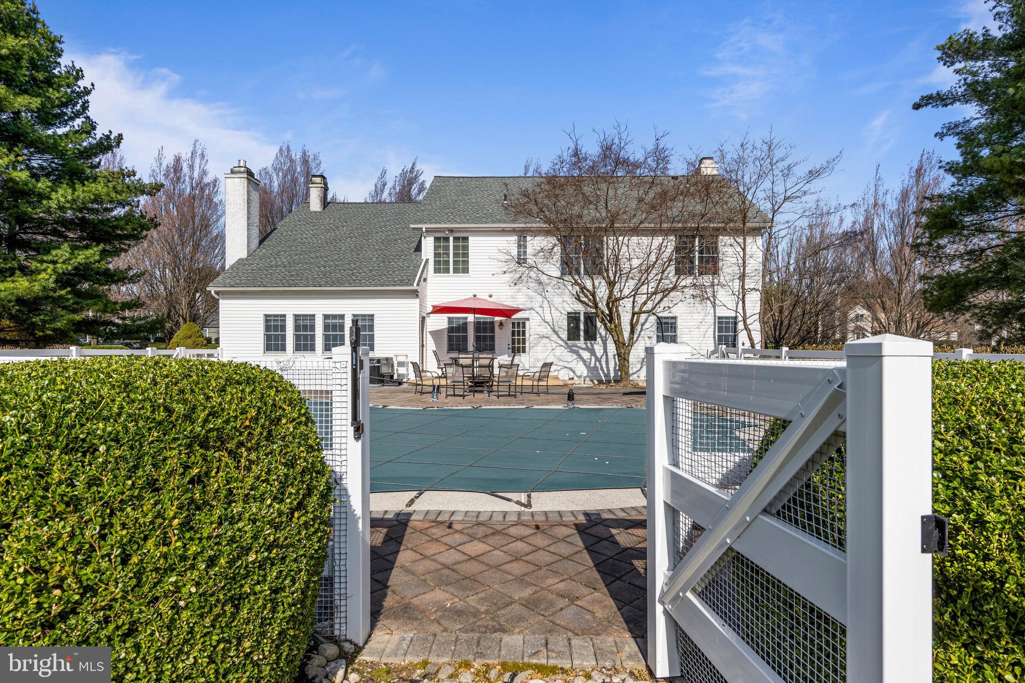 DEER CREEK CROSSING - Residential