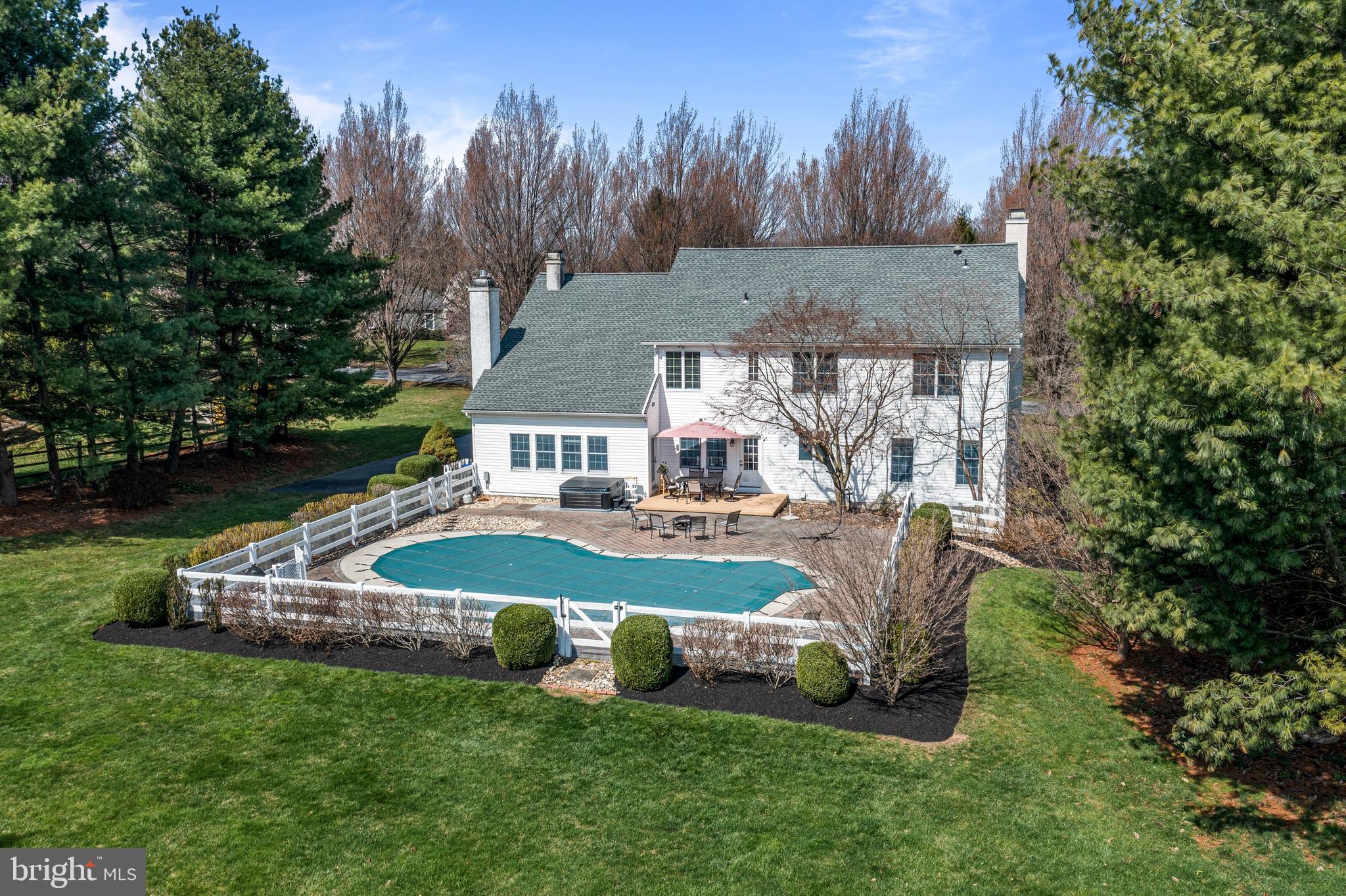 DEER CREEK CROSSING - Residential