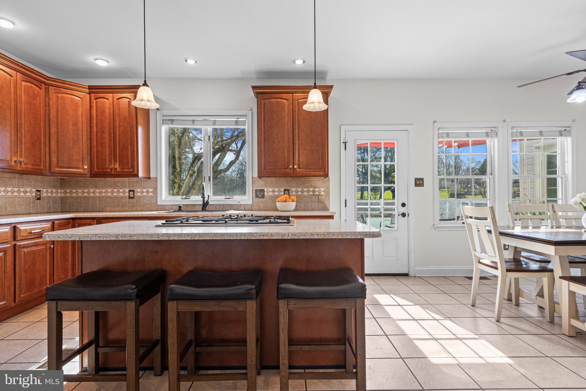 DEER CREEK CROSSING - Residential