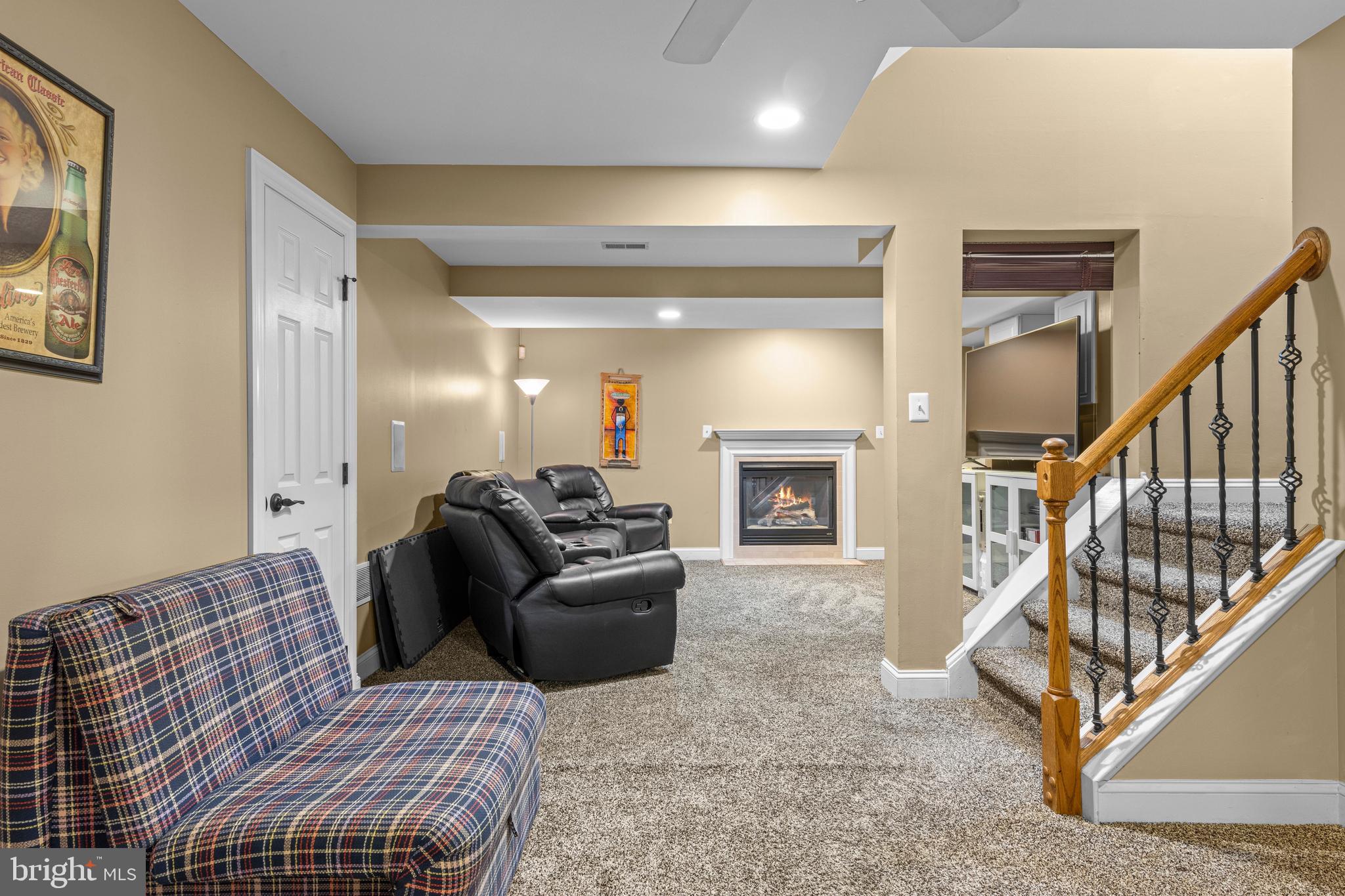 DEER CREEK CROSSING - Residential