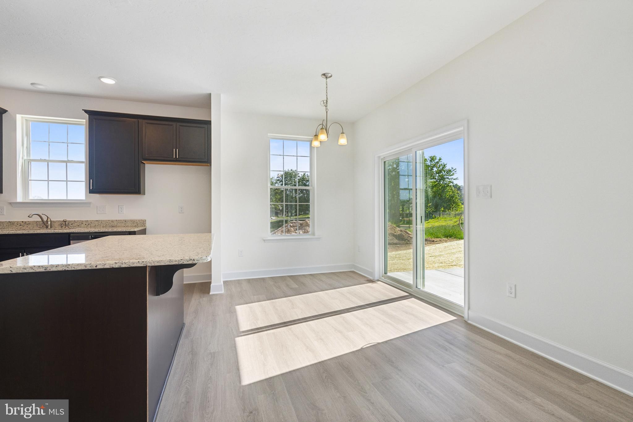 EAGLE ROCK - Residential