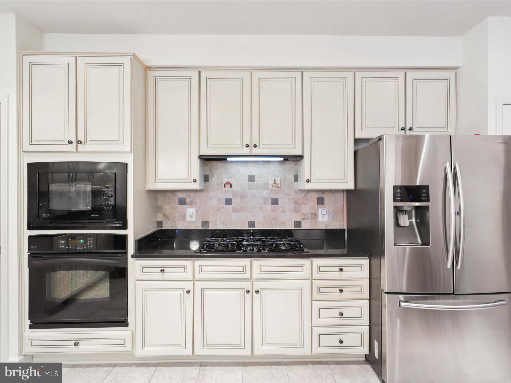 RED CEDAR MIDDLE VILLAGE - Residential