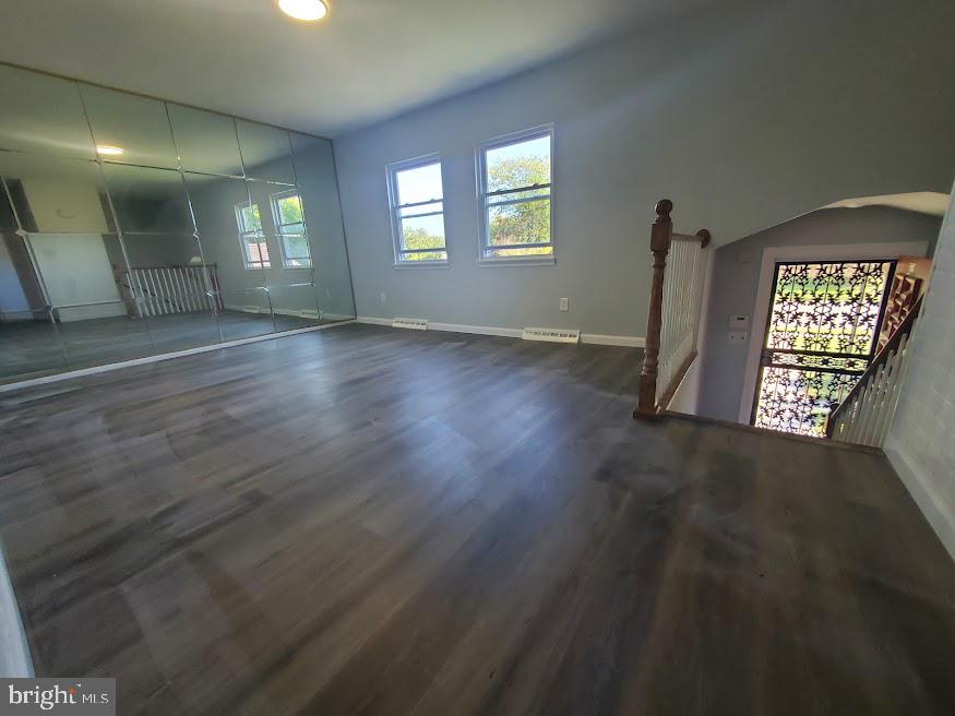 LAKE VALLEY - Residential