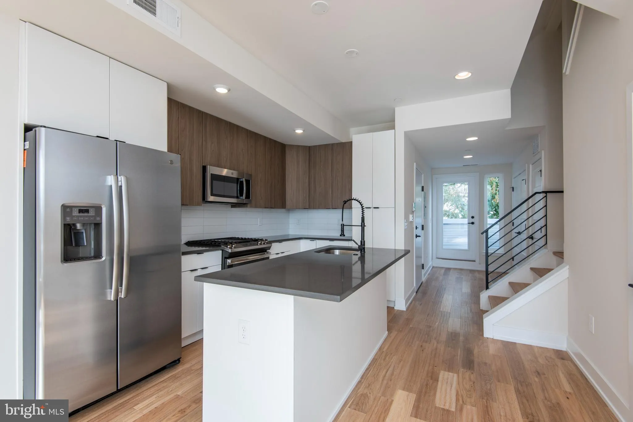 Philadelphia, Pennsylvania 19104, United States, 2 Bedrooms Bedrooms, ,2 BathroomsBathrooms,Residential,Active,10251