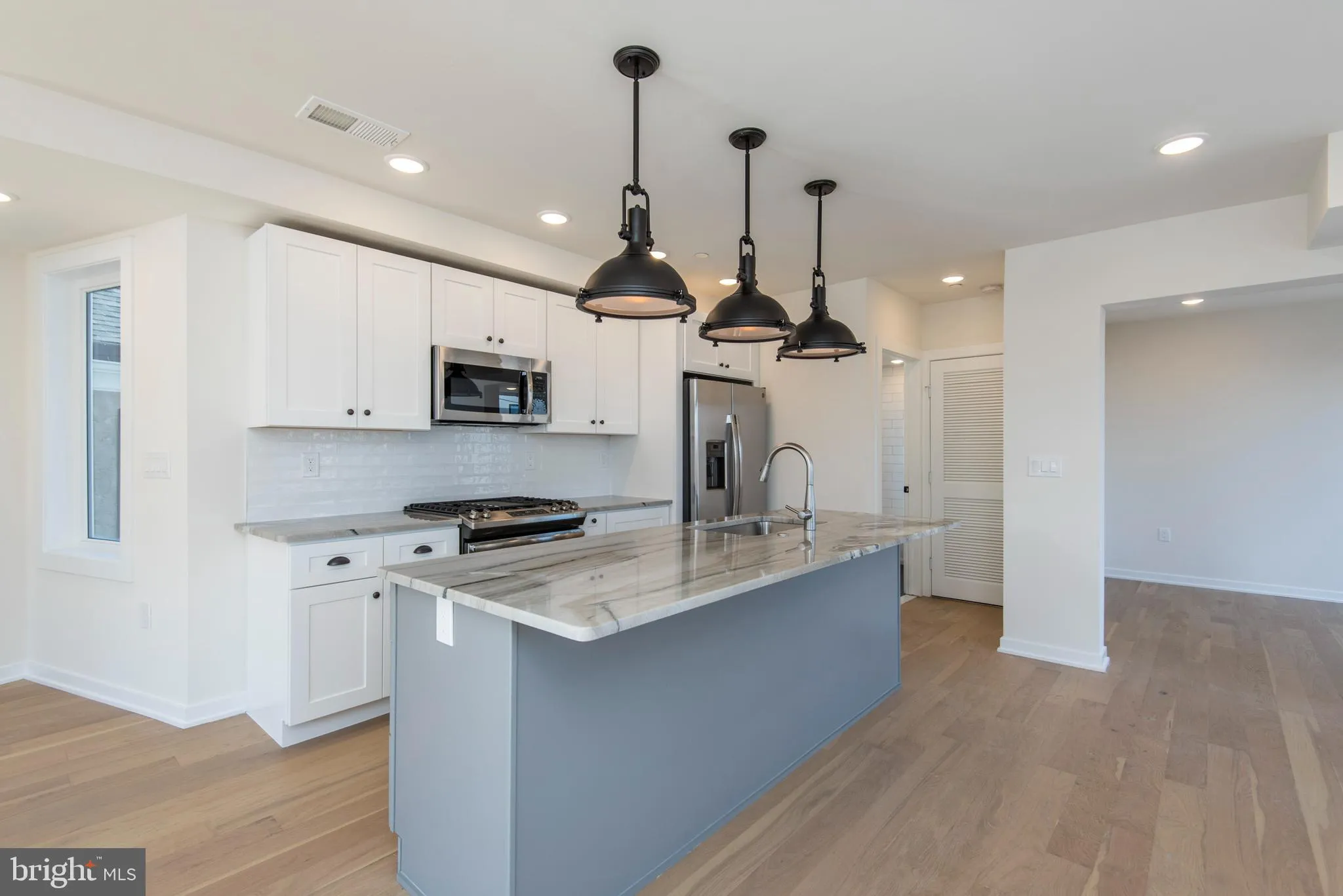 Philadelphia, Pennsylvania 19104, United States, 2 Bedrooms Bedrooms, ,2 BathroomsBathrooms,Residential,Active,10251