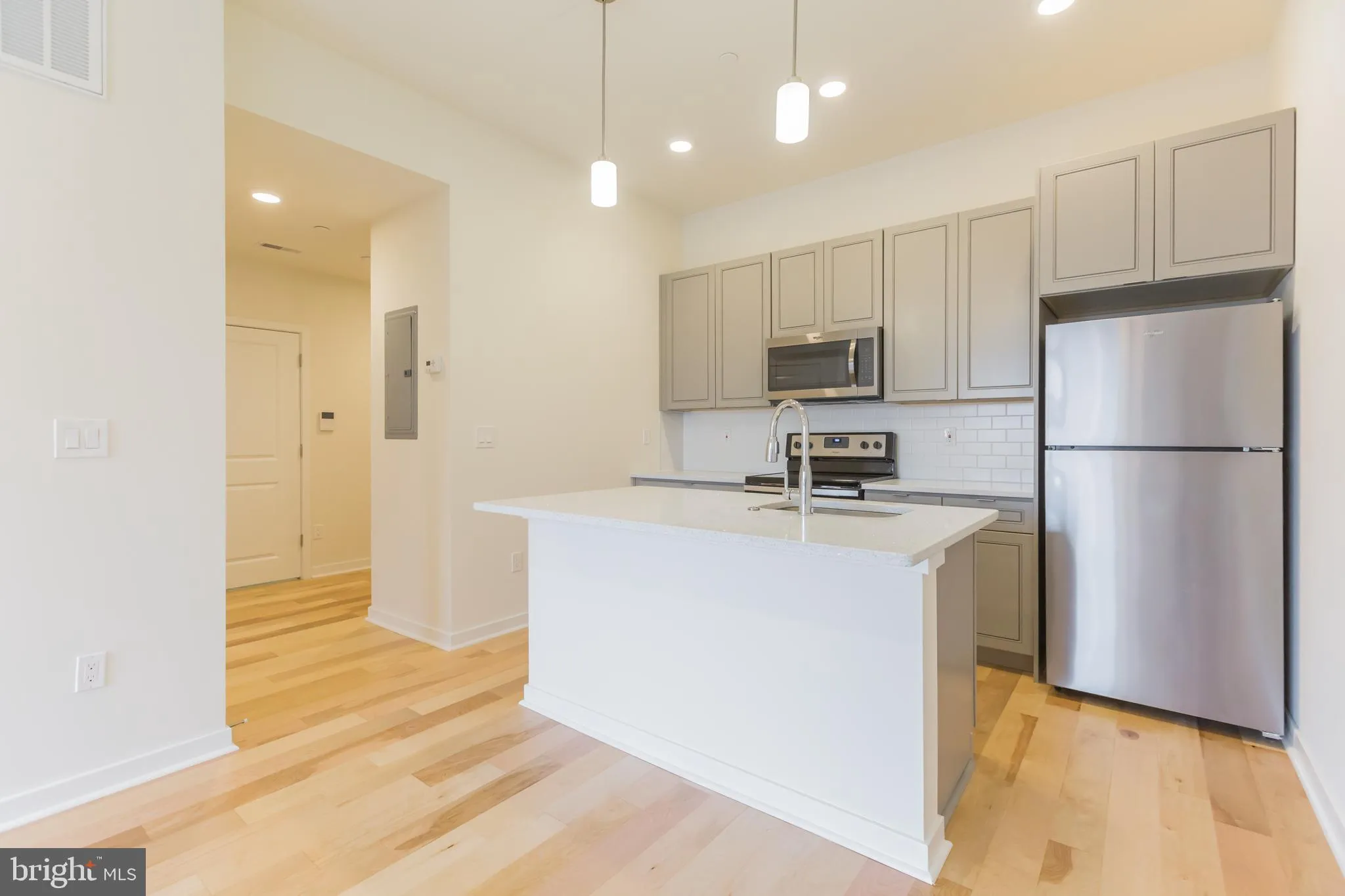 Philadelphia, Pennsylvania 19104, United States, 2 Bedrooms Bedrooms, ,2 BathroomsBathrooms,Residential,Active,10251