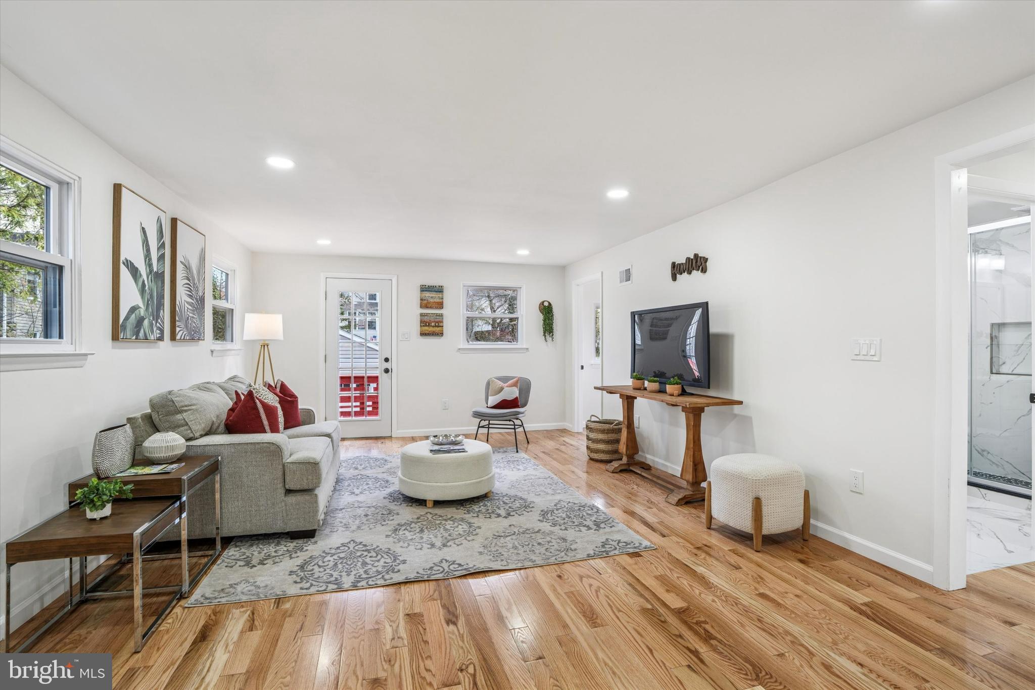 SCOT GLEN - Residential