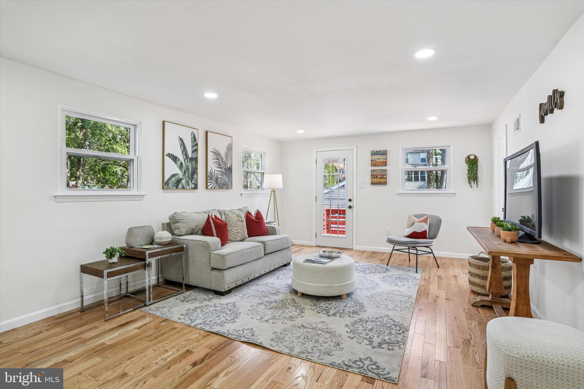 SCOT GLEN - Residential