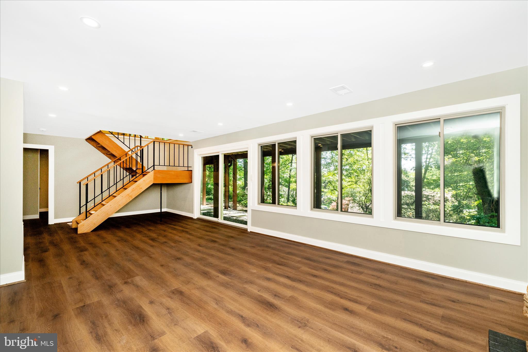 GLEN PARK - Residential