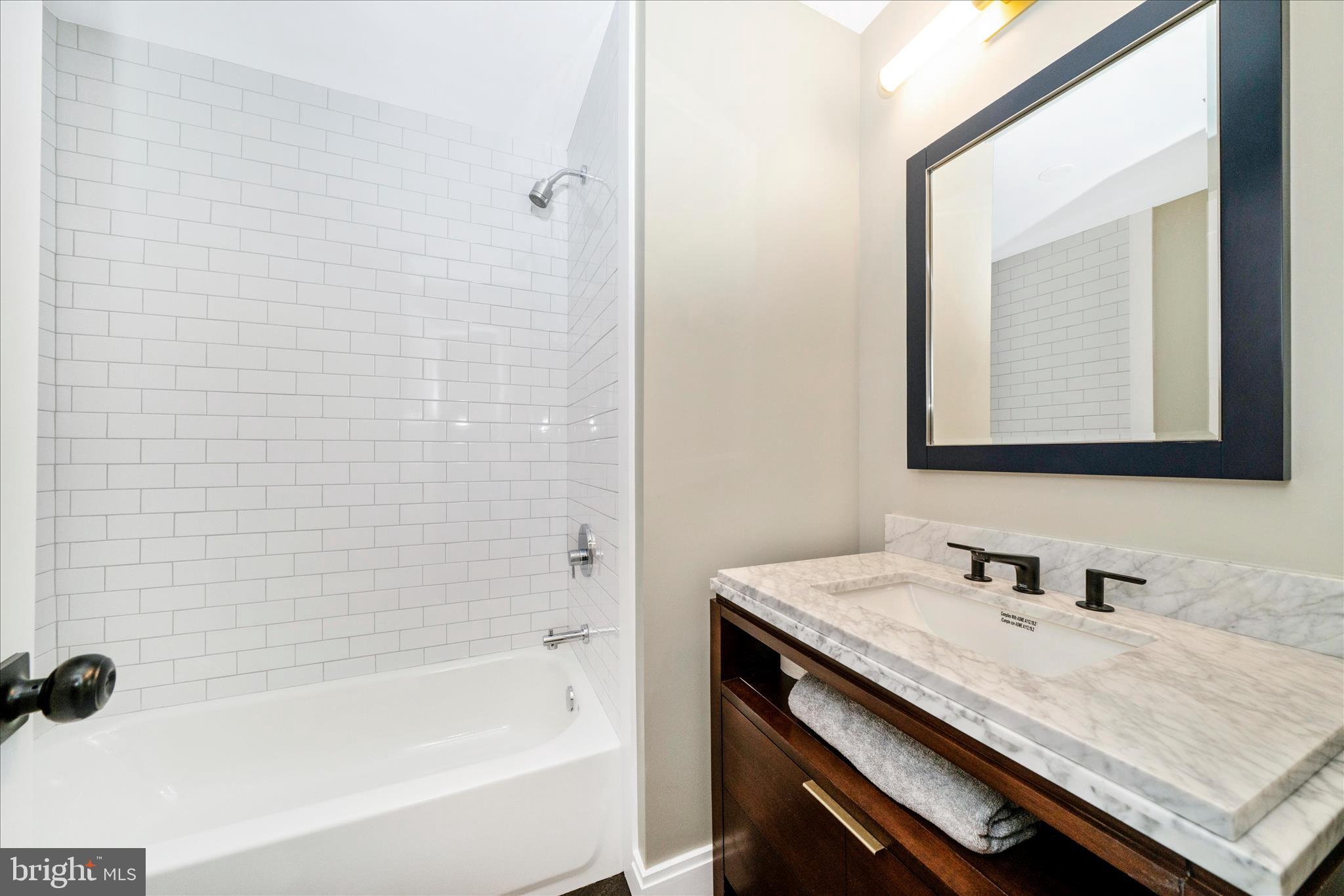 GLEN PARK - Residential
