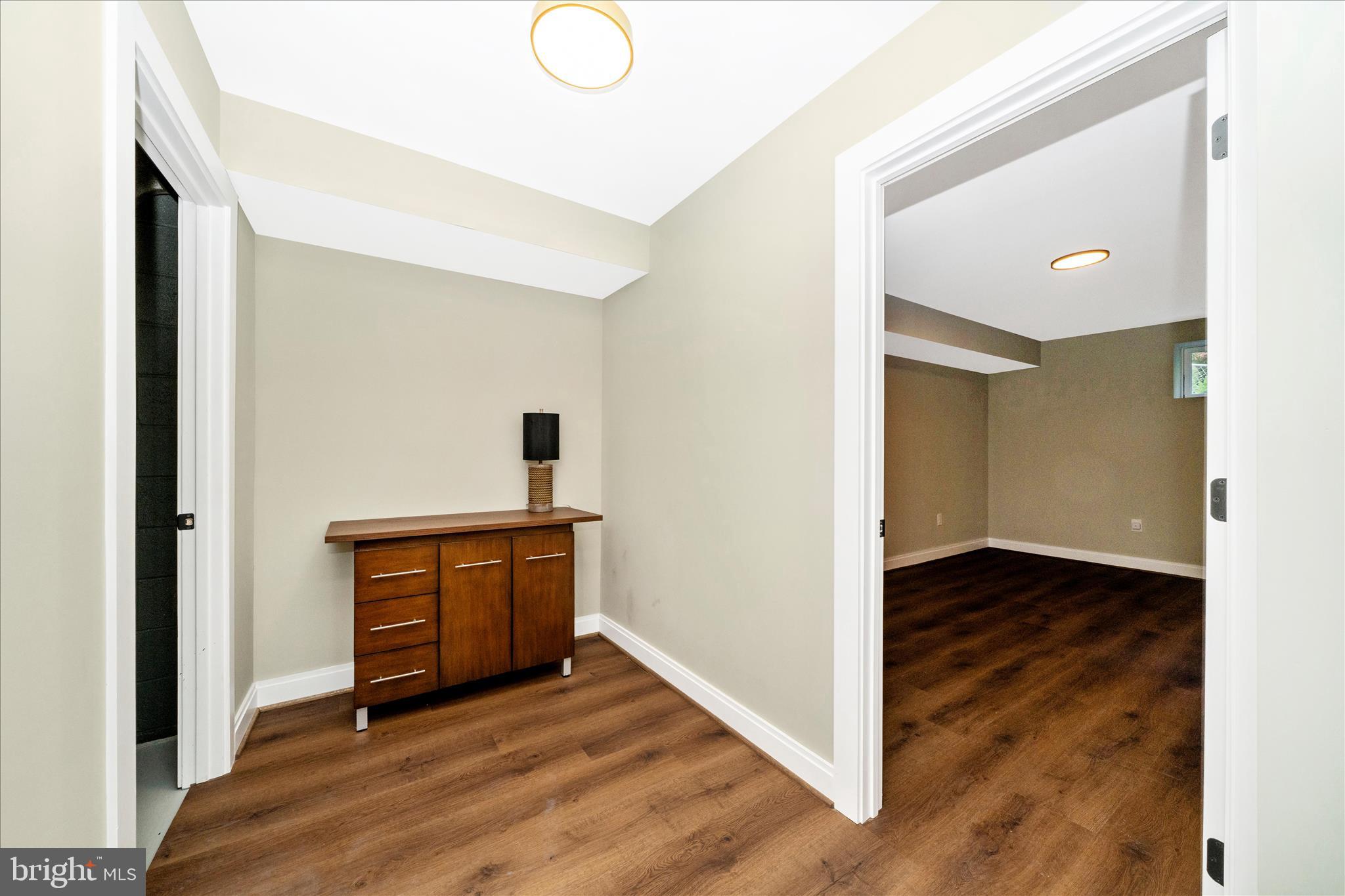 GLEN PARK - Residential