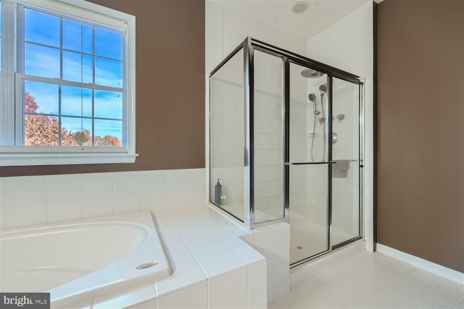 BEAVERBROOK - Residential