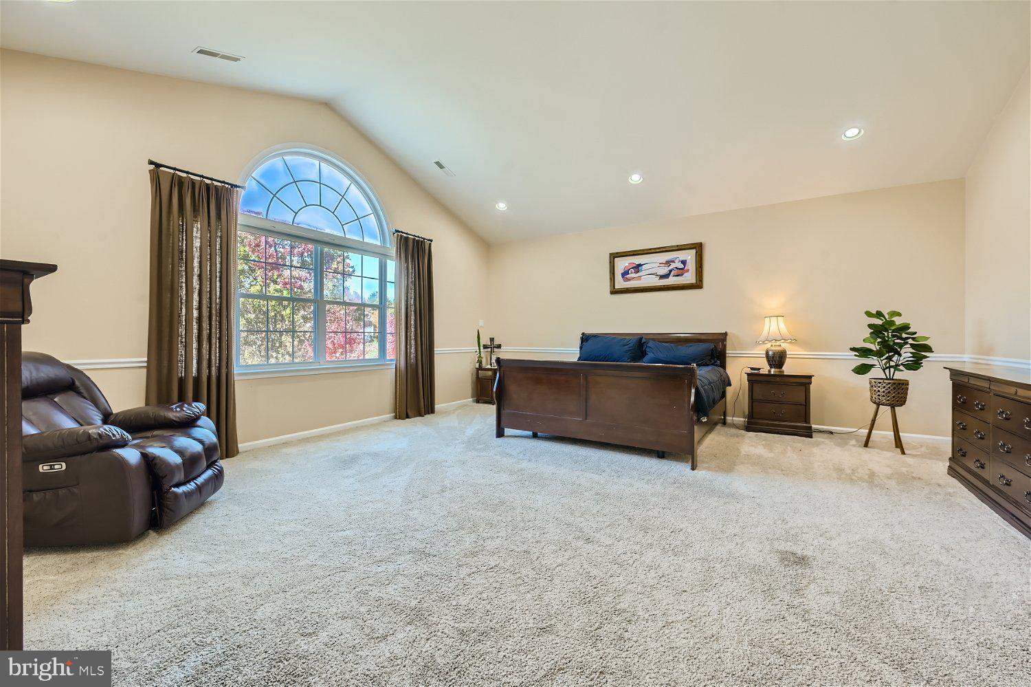 BEAVERBROOK - Residential