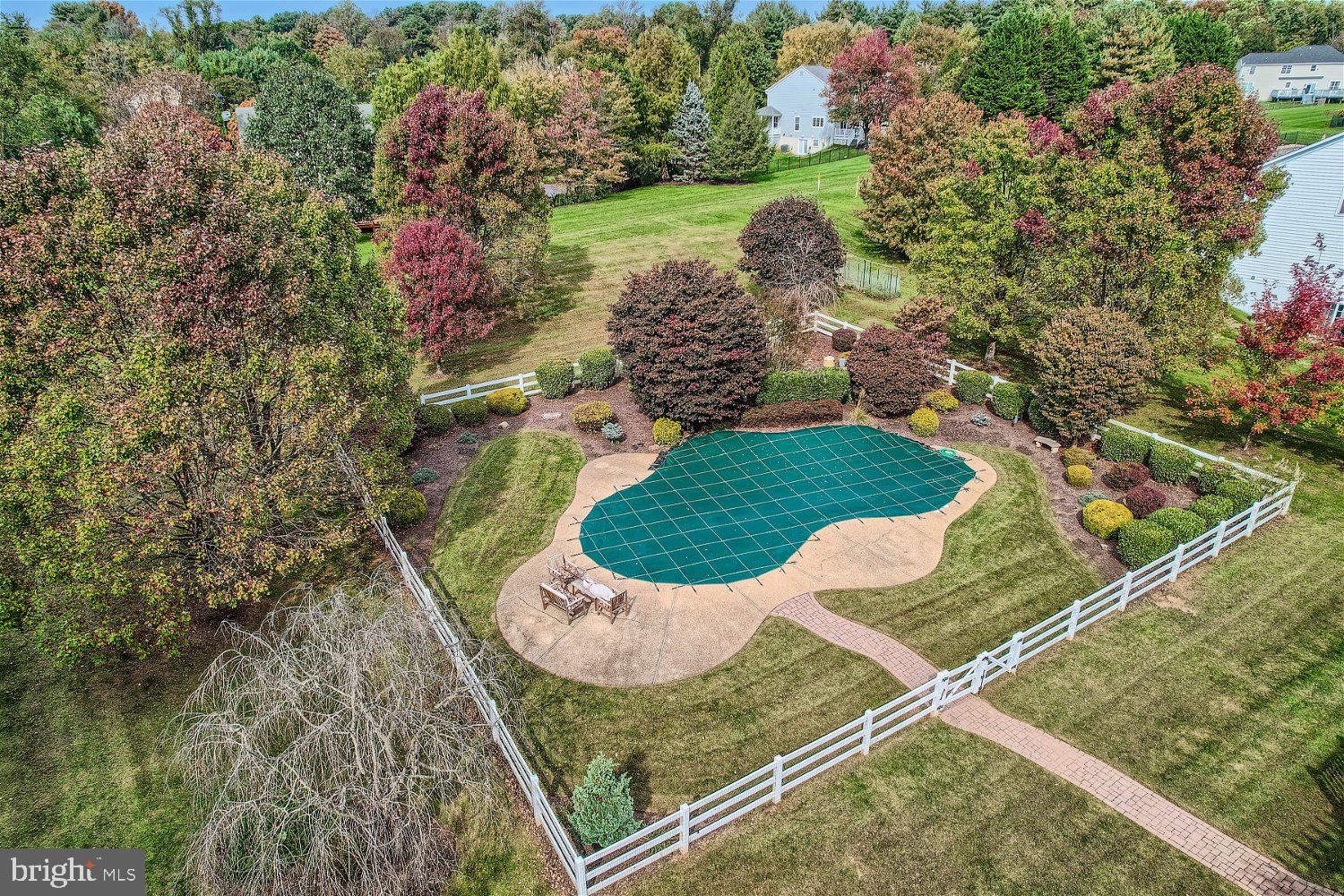 BEAVERBROOK - Residential