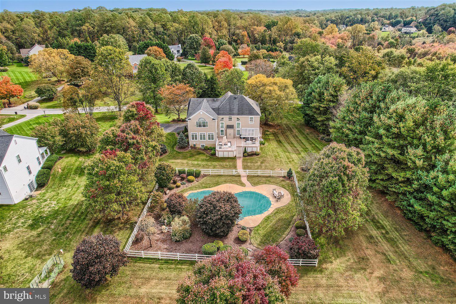 BEAVERBROOK - Residential