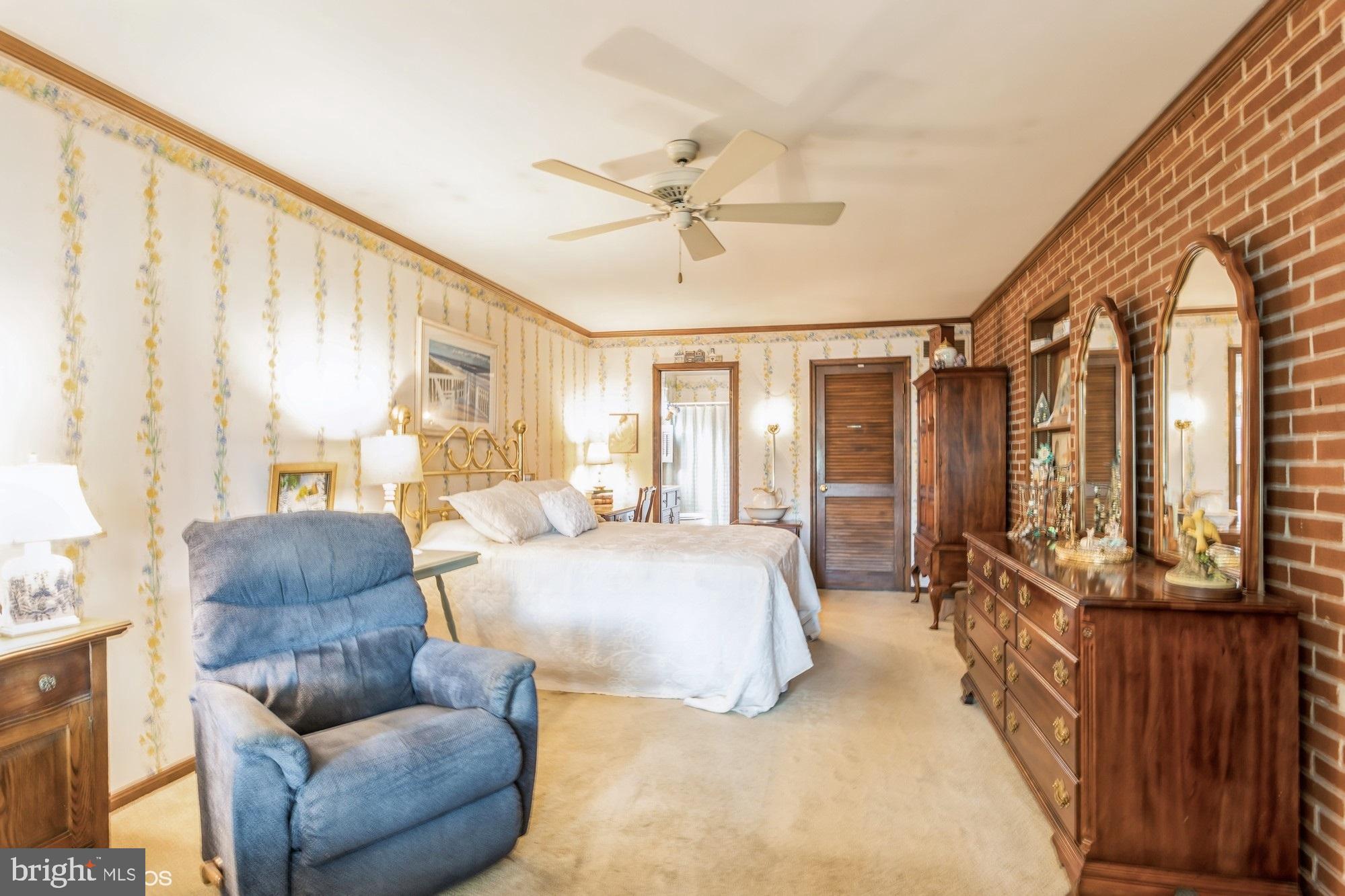 HOWARD PARK - Residential