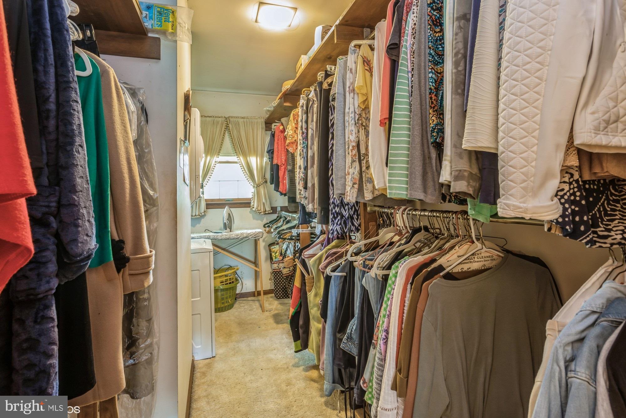 HOWARD PARK - Residential