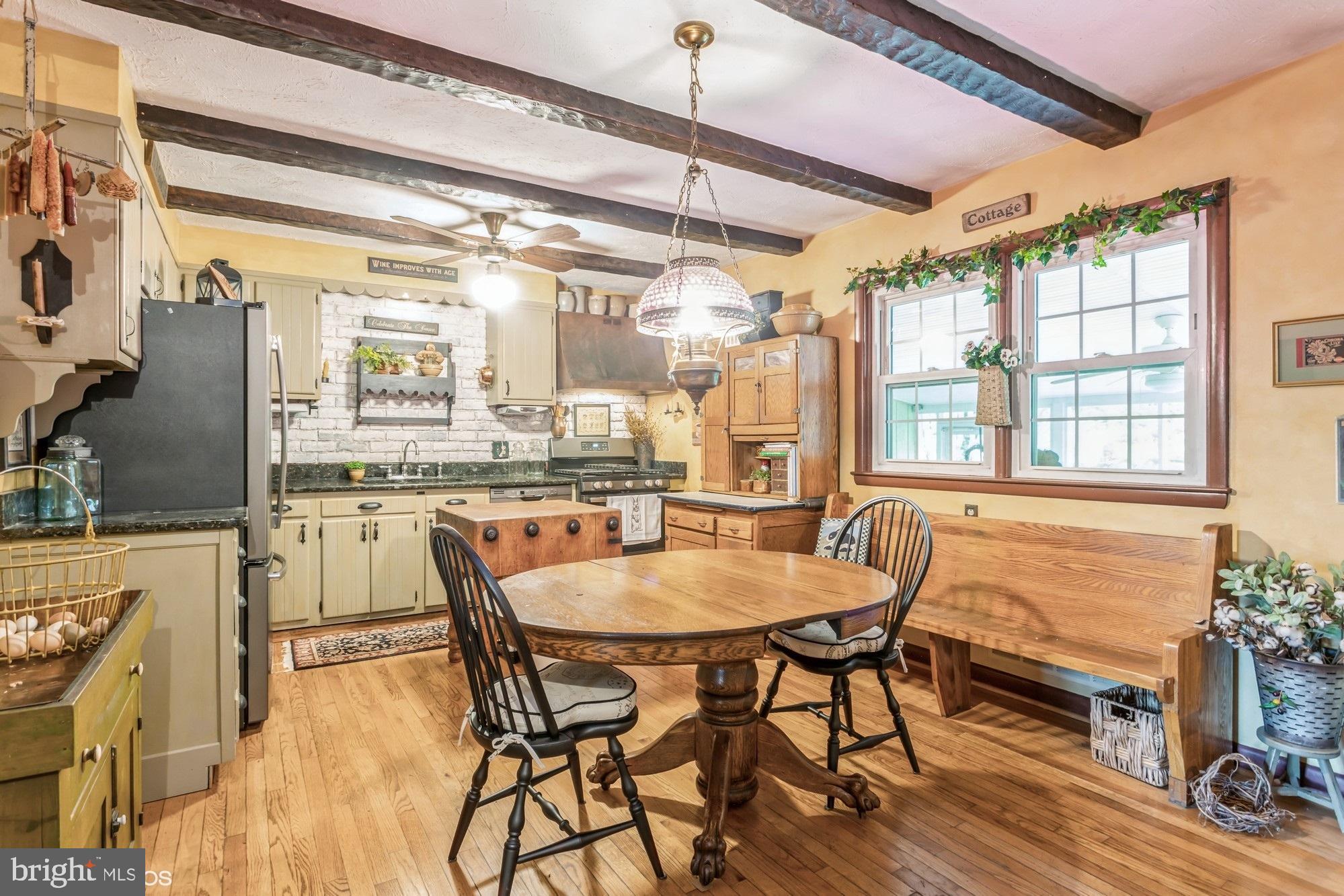 HOWARD PARK - Residential