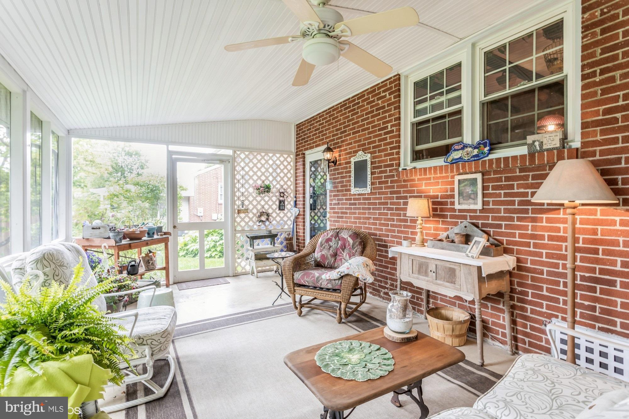 HOWARD PARK - Residential