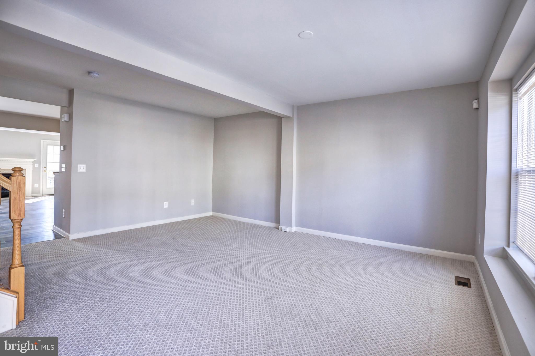 LAKELAND PLACE - Residential