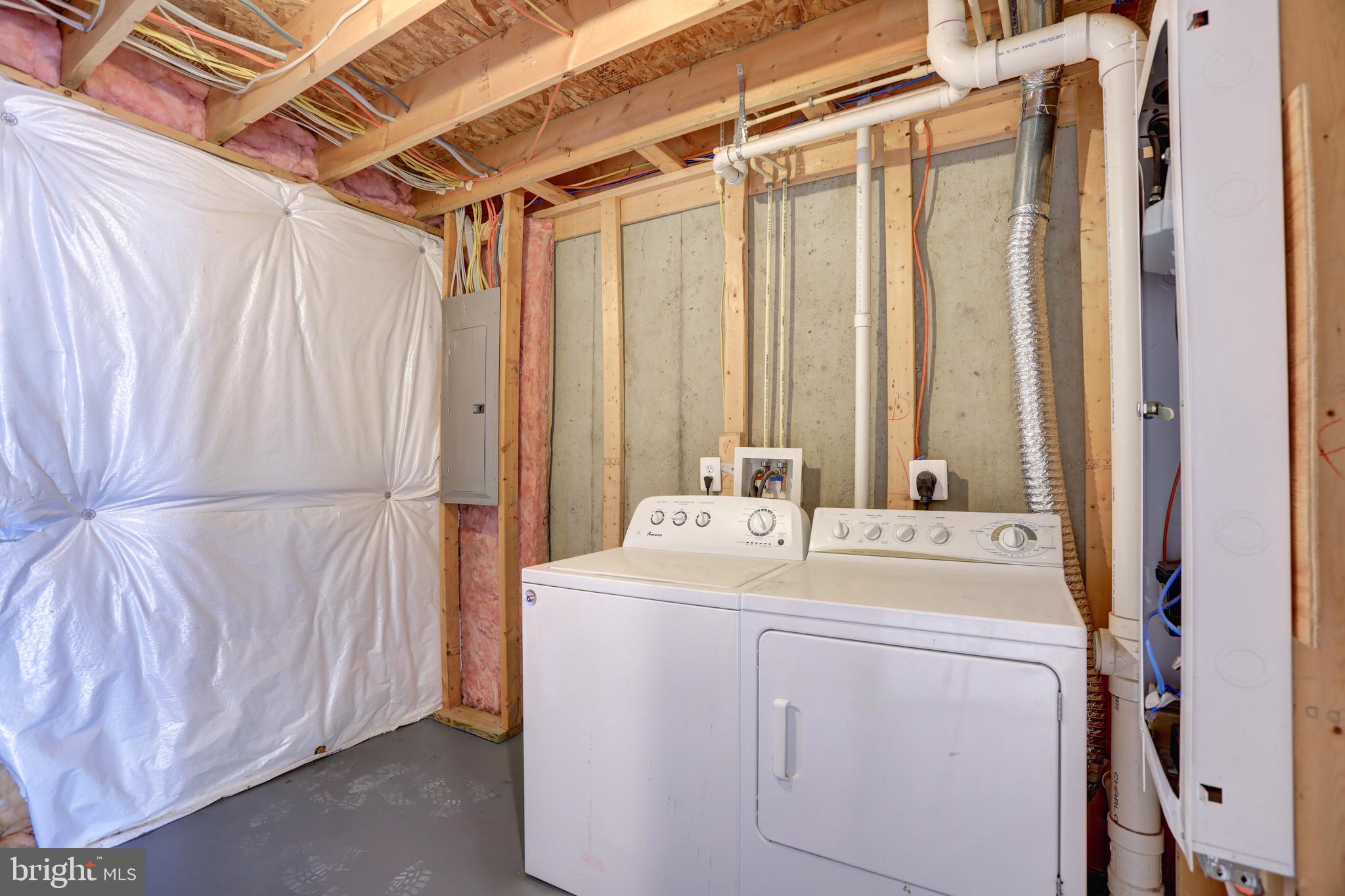 LAKELAND PLACE - Residential