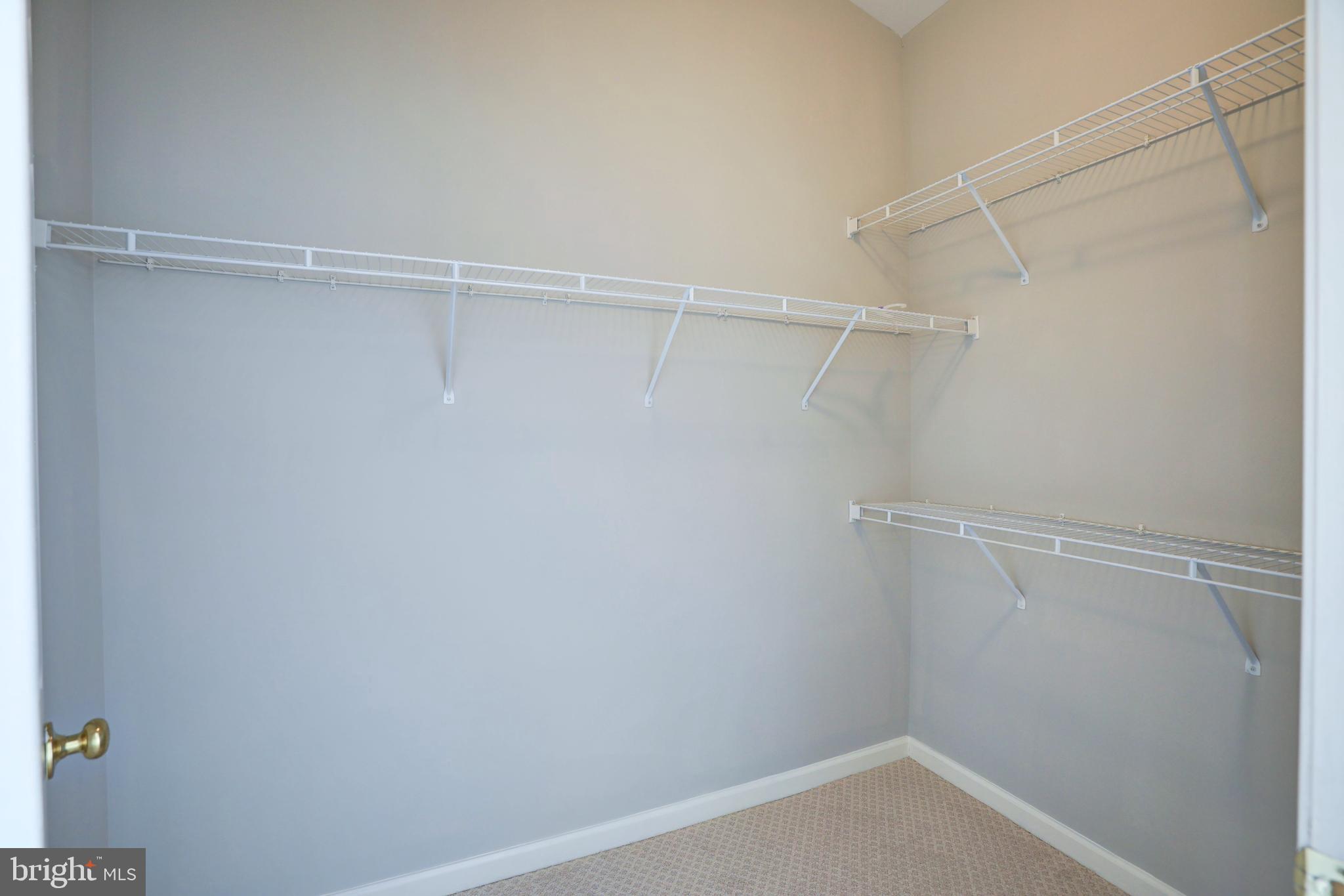 LAKELAND PLACE - Residential