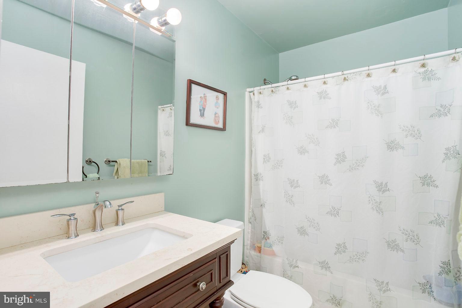 CONSTANT BRANCH - Residential