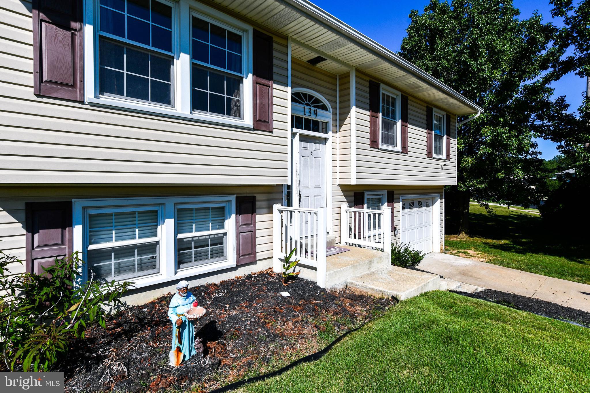 ST CHARLES - CARRINGTON - Residential