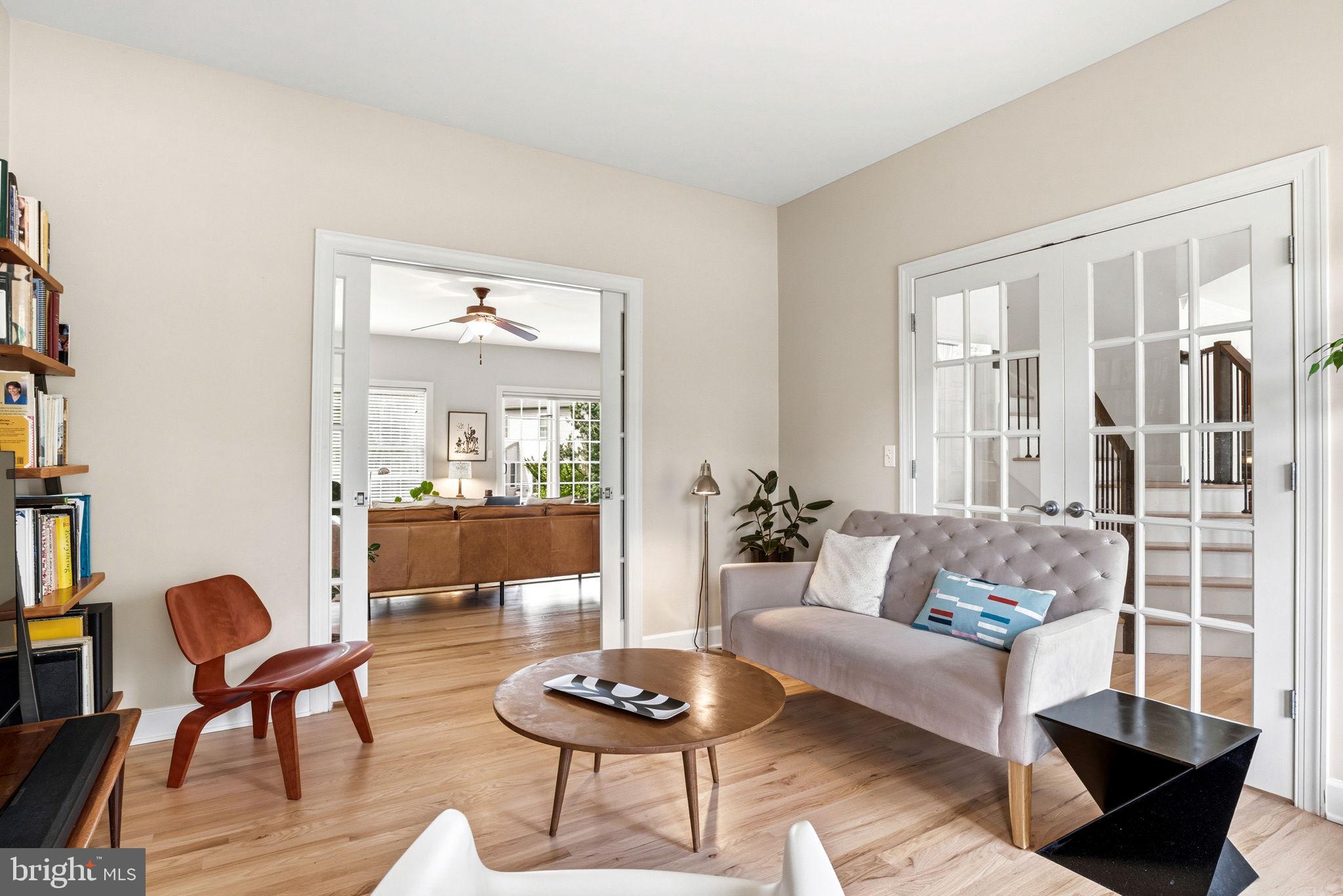 SOUTHPOINT MEADOWS - Residential