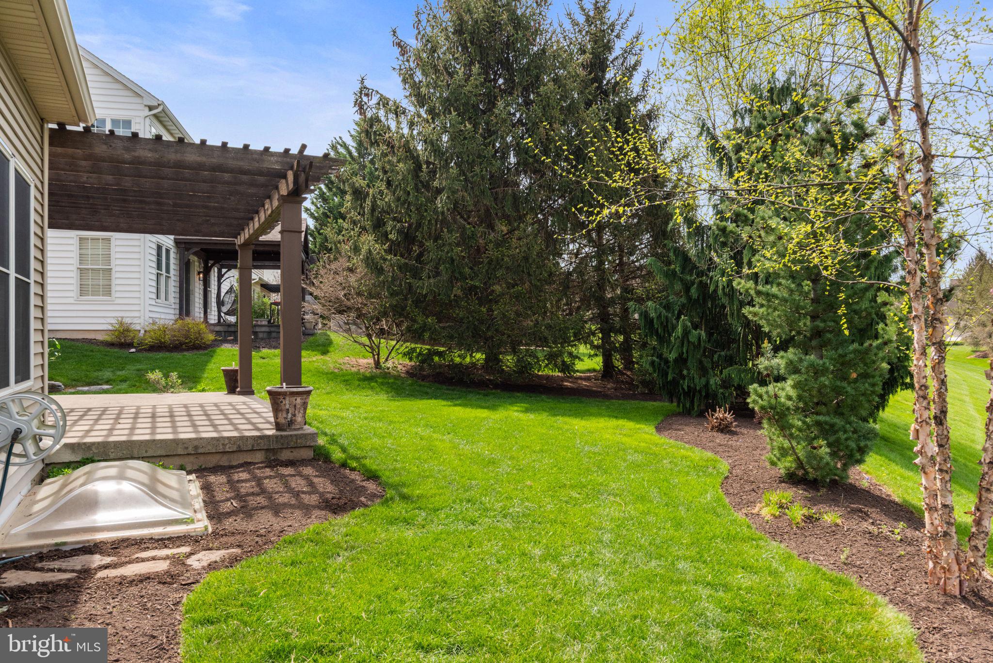 SOUTHPOINT MEADOWS - Residential