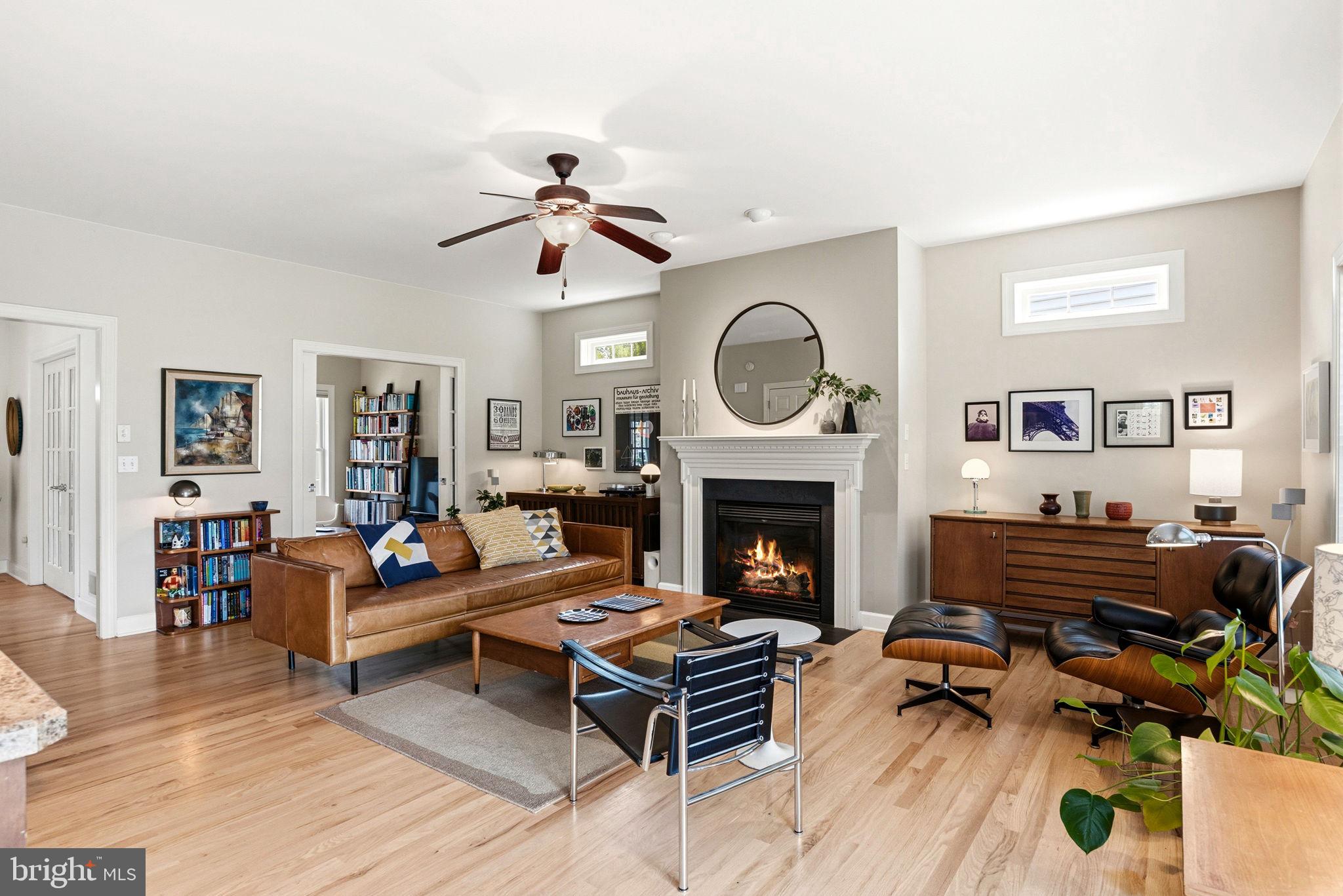 SOUTHPOINT MEADOWS - Residential