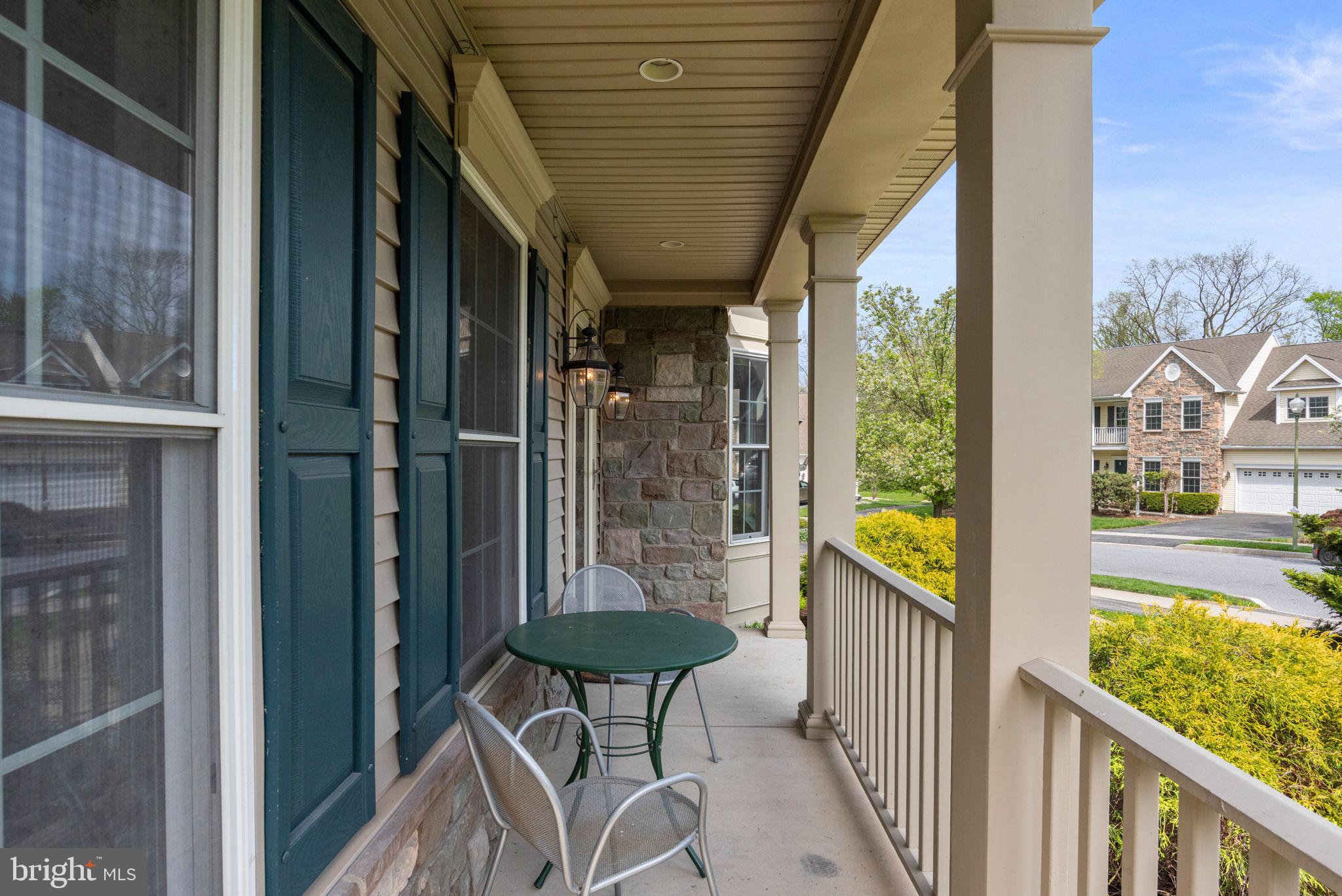 SOUTHPOINT MEADOWS - Residential