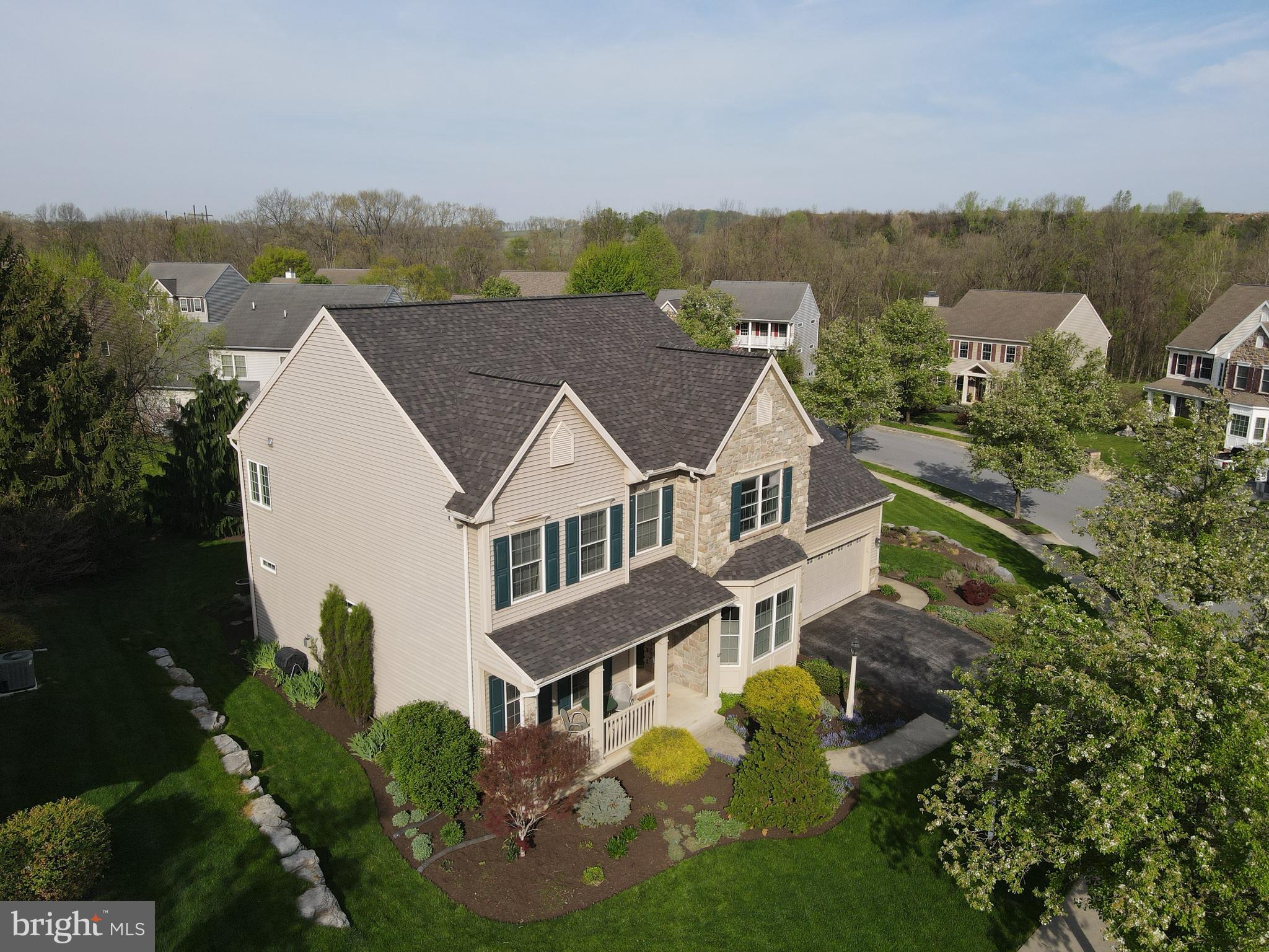 SOUTHPOINT MEADOWS - Residential