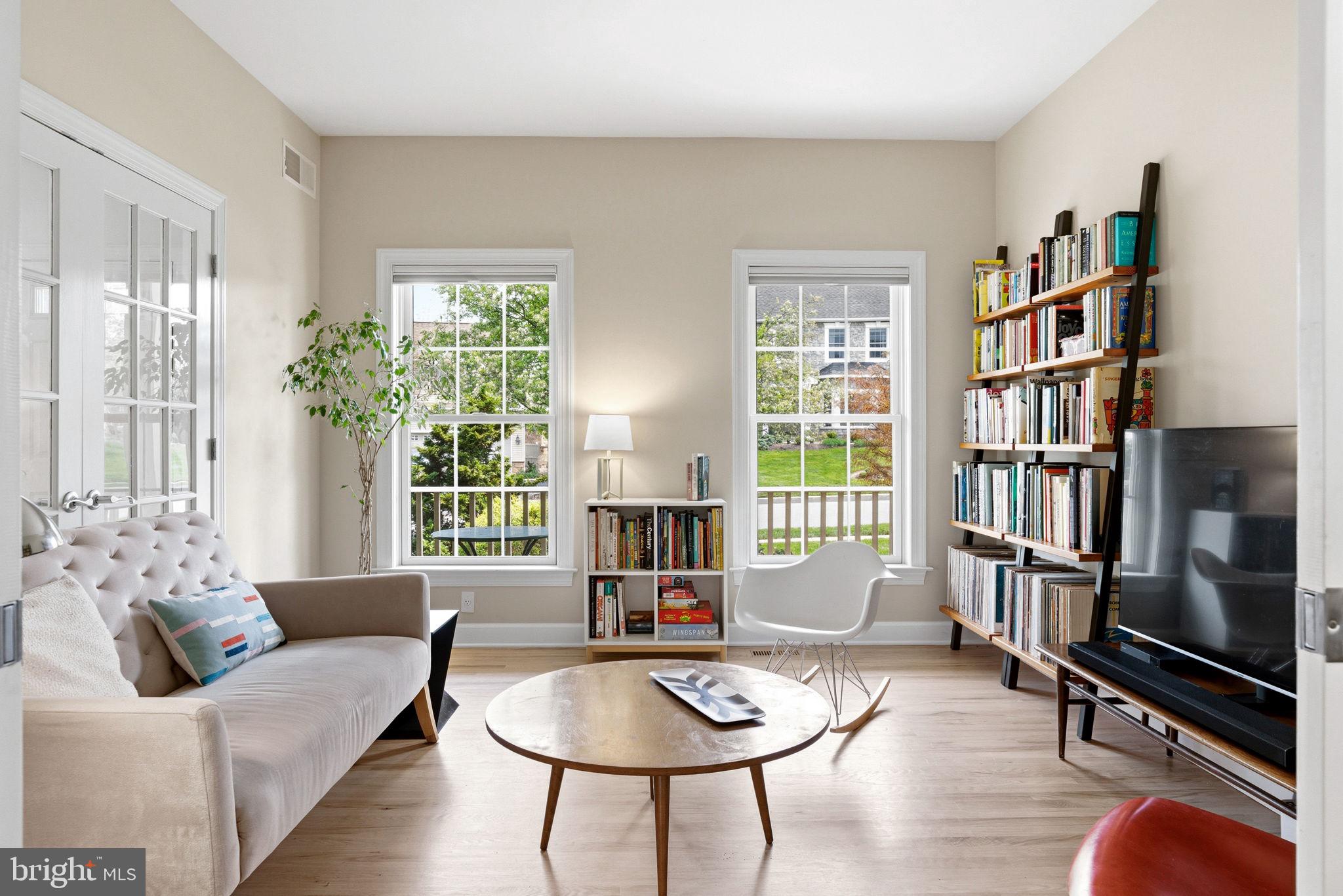 SOUTHPOINT MEADOWS - Residential