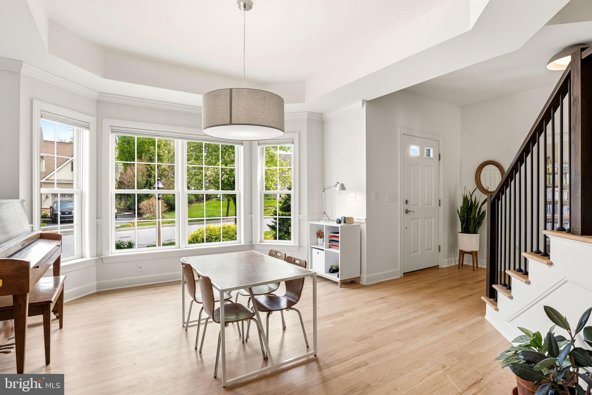 SOUTHPOINT MEADOWS - Residential