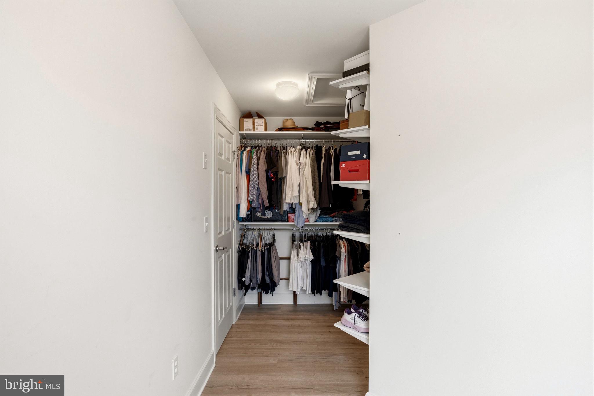 SOUTHPOINT MEADOWS - Residential