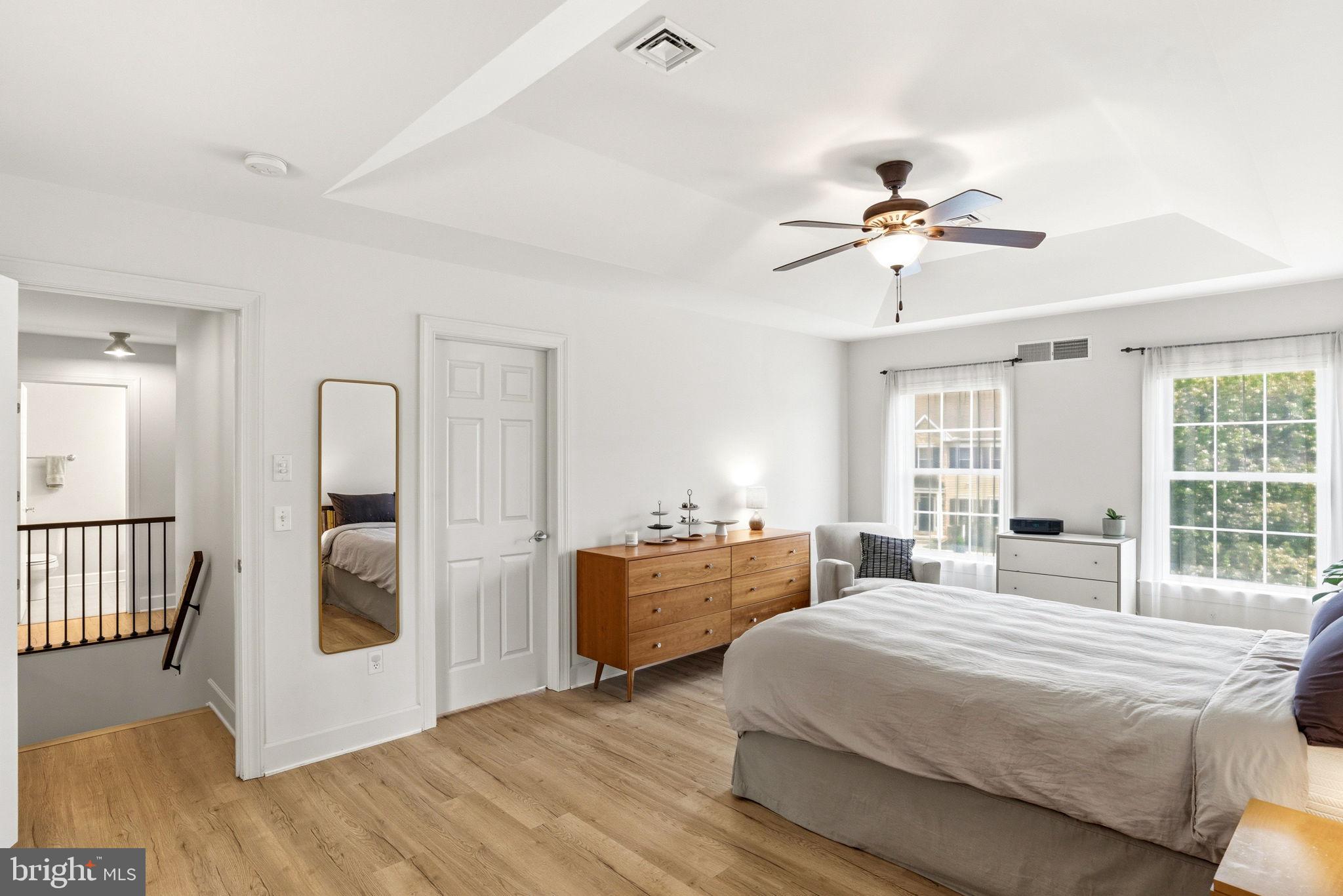 SOUTHPOINT MEADOWS - Residential