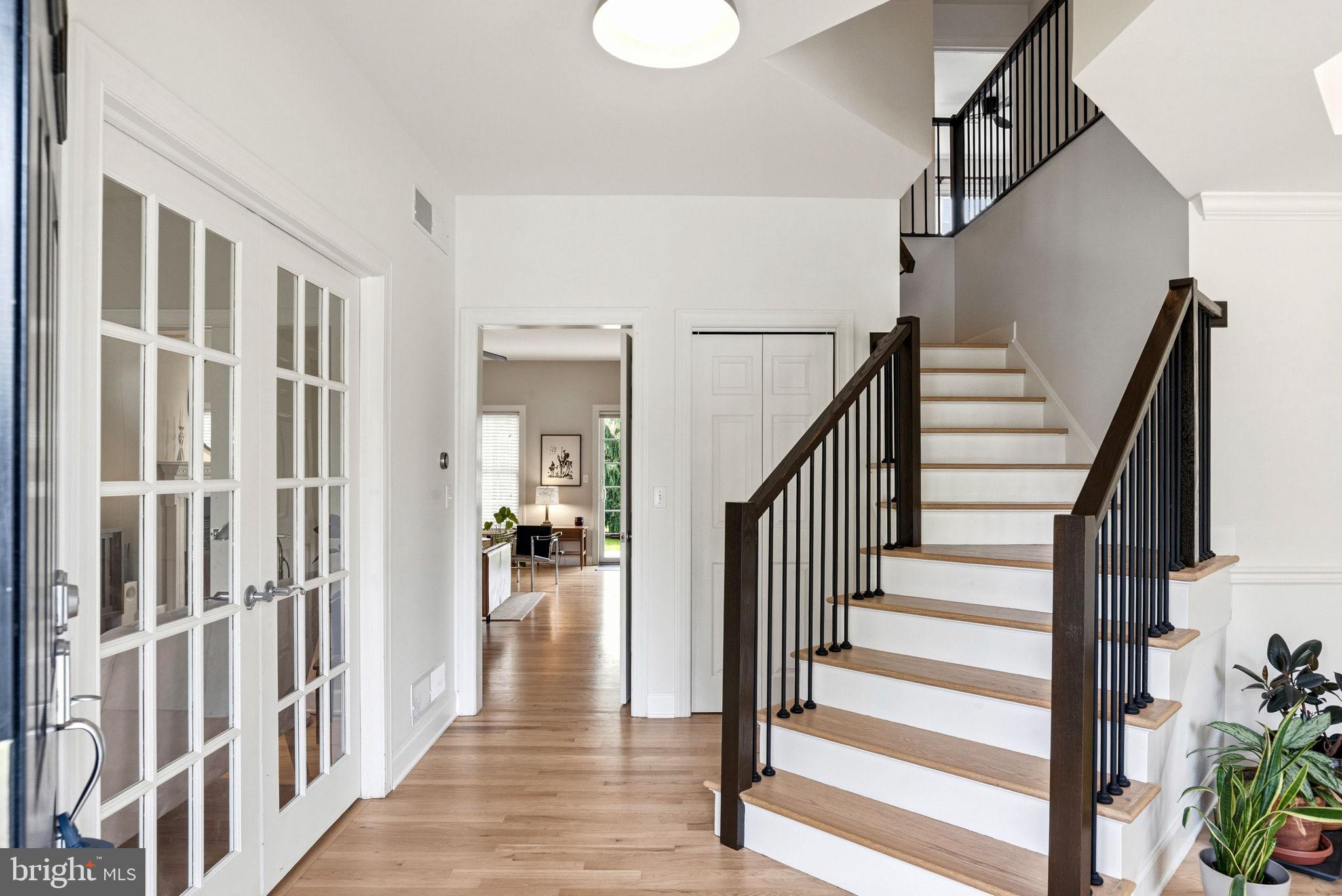 SOUTHPOINT MEADOWS - Residential