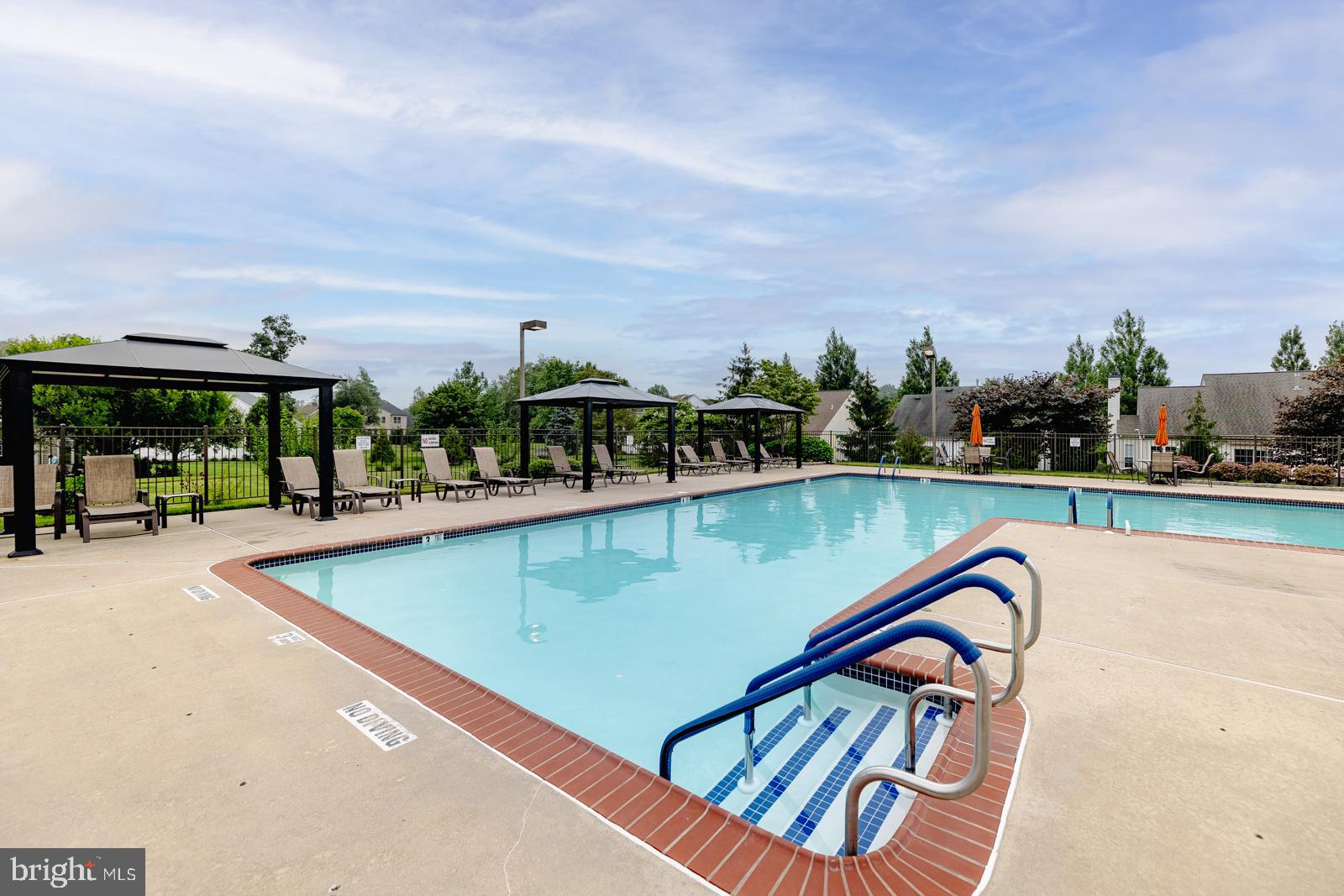 LEGACY OAKS - Residential