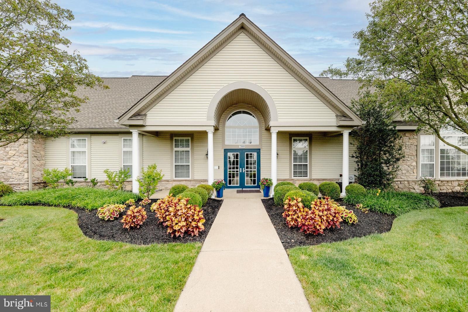 LEGACY OAKS - Residential