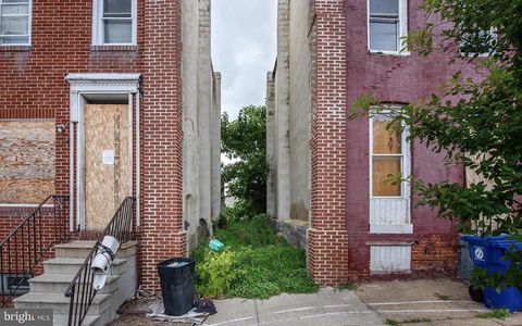 Vacant Land For Sale - 2102 E Hoffman Street<br/> BALTIMORE, MD 21213