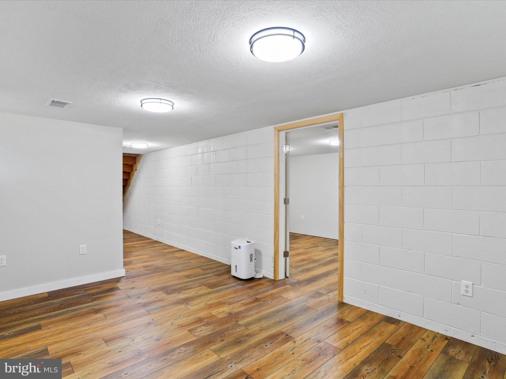 WEST END - Residential